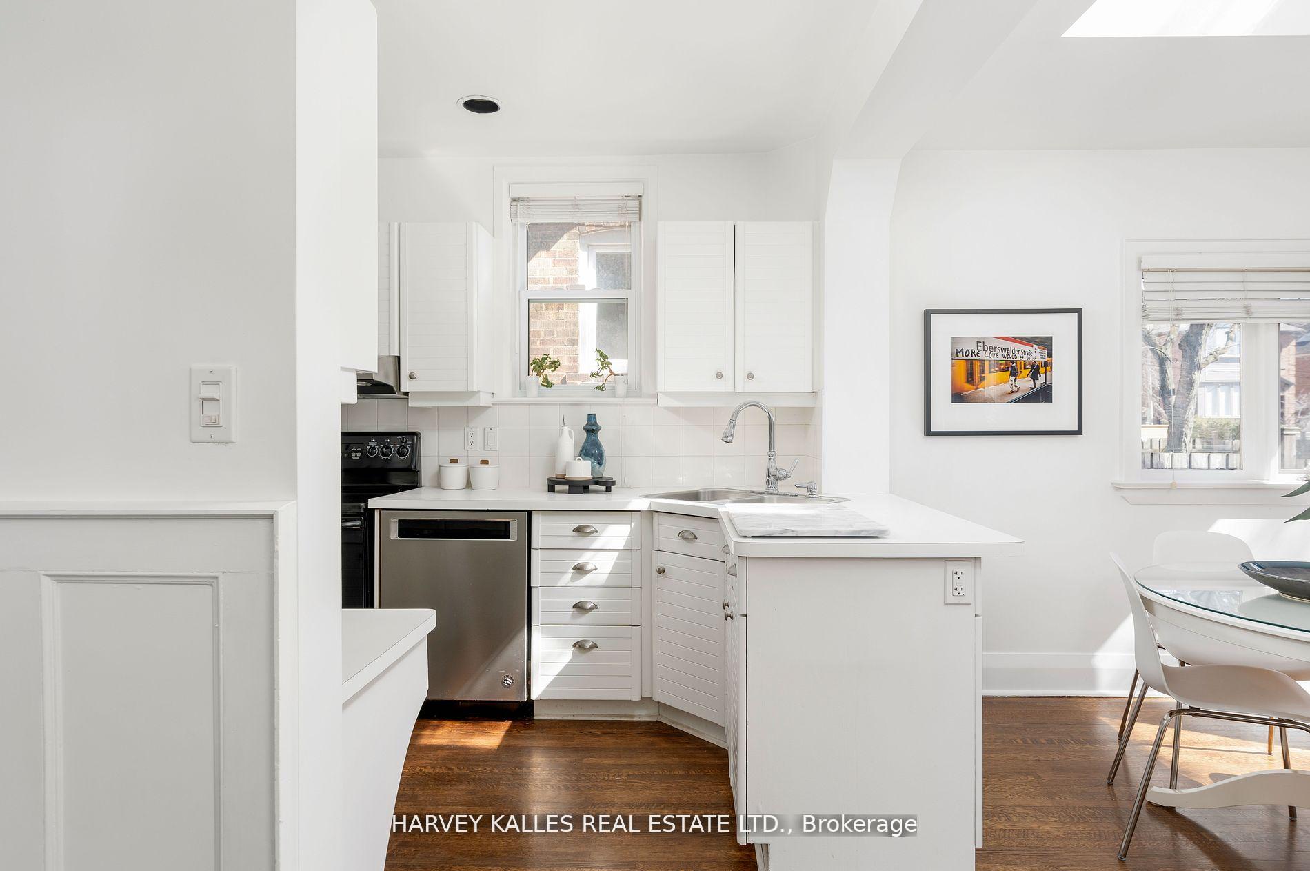 Photo 17 of 469 Roselawn Avenue, Toronto, Lawrence Park South — HOMEH