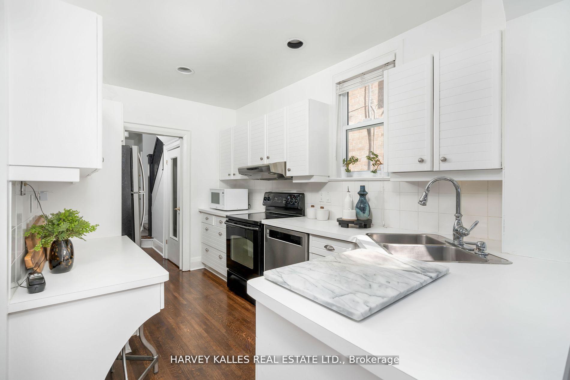 Photo 21 of 469 Roselawn Avenue, Toronto, Lawrence Park South — HOMEH