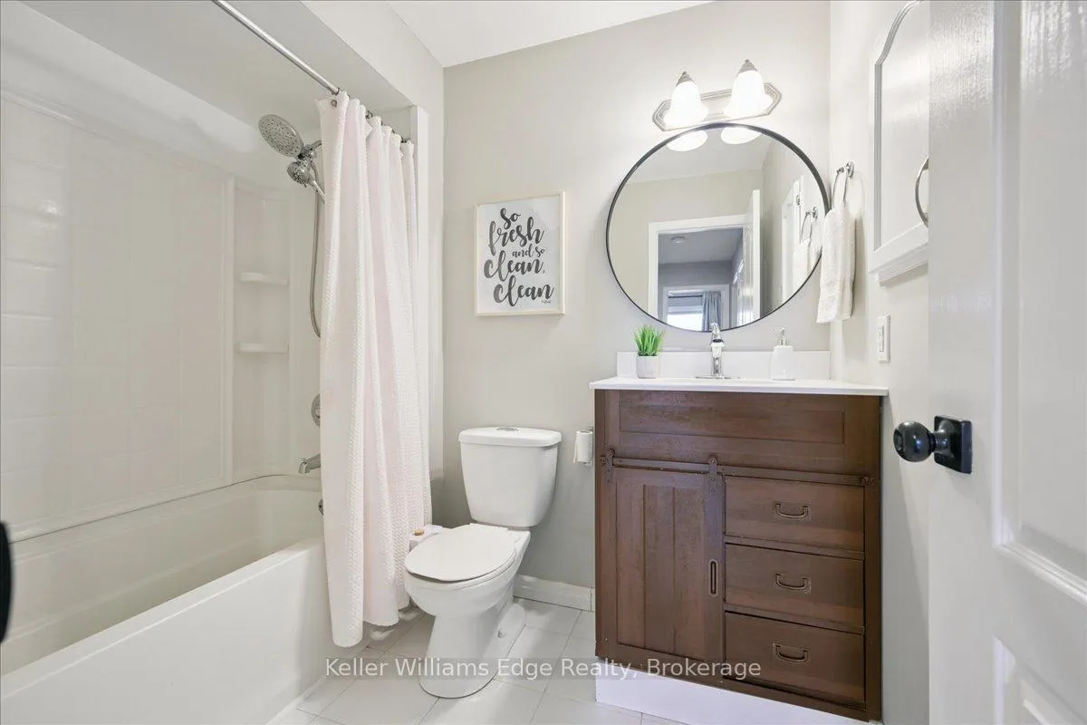 Photo 21 of 123 Laurendale Avenue, Hamilton, Waterdown — HOMEH