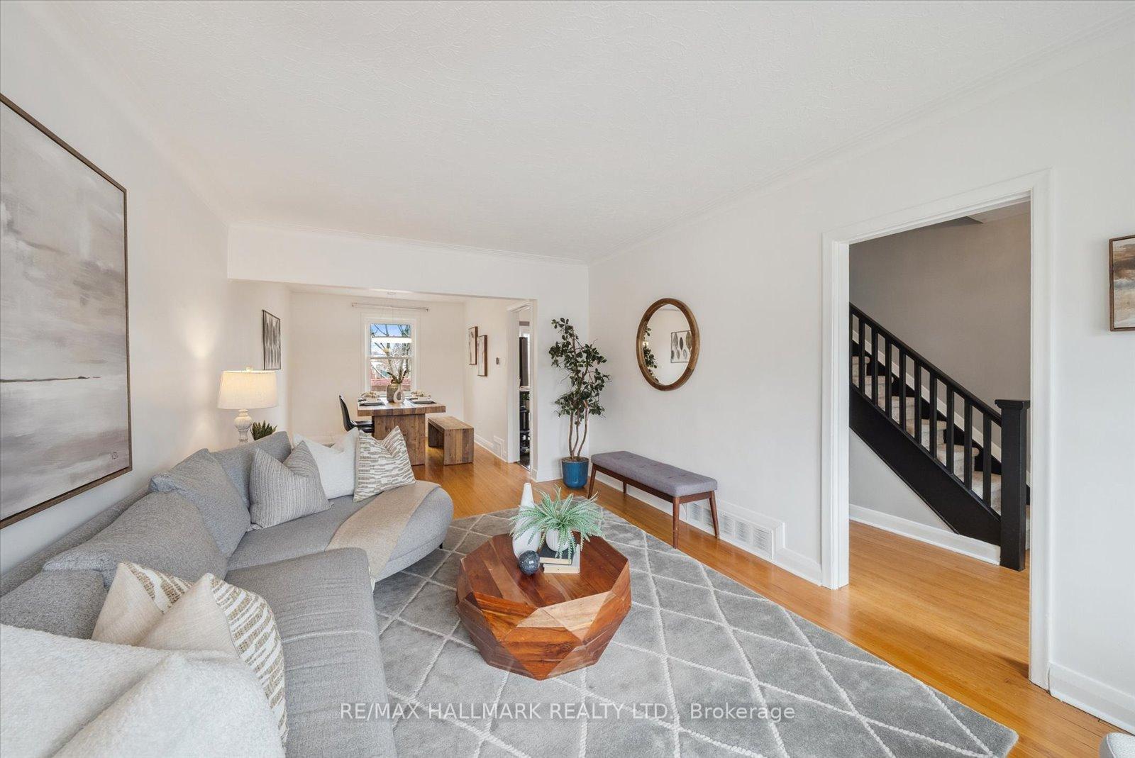 Photo 8 of 17 Marsh Road, Scarborough, Clairlea-Birchmount — HOMEH
