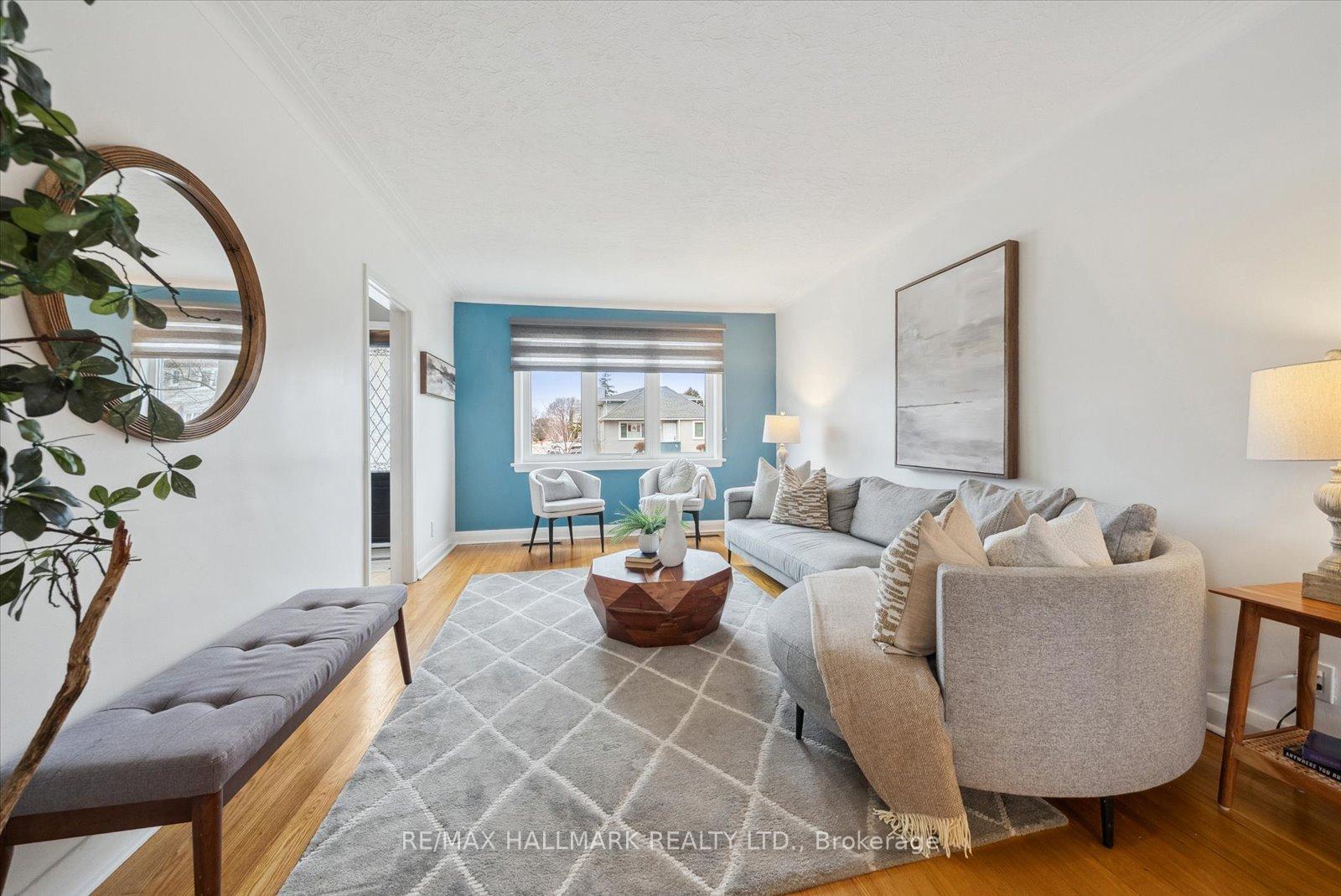 Photo 9 of 17 Marsh Road, Scarborough, Clairlea-Birchmount — HOMEH