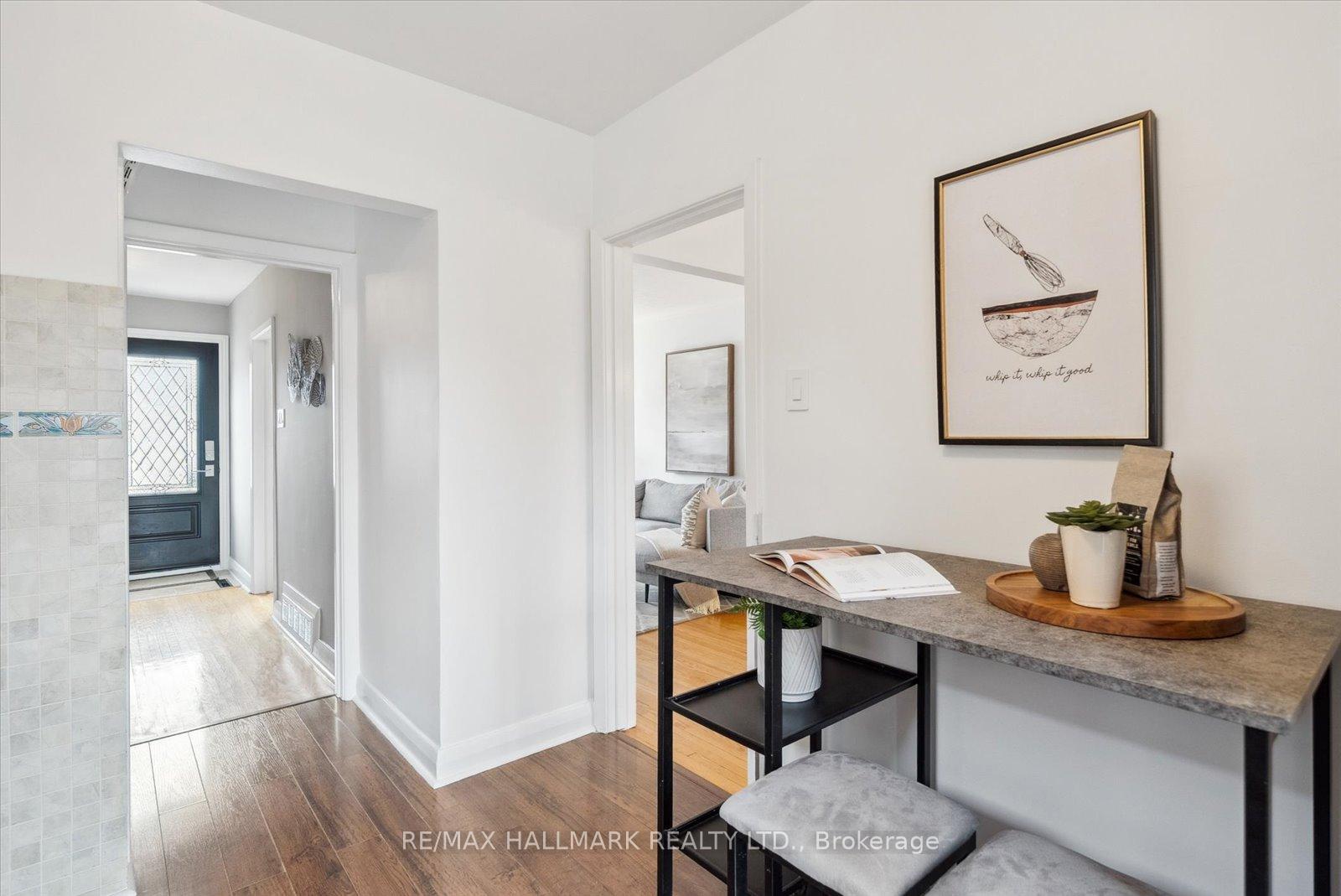 Photo 14 of 17 Marsh Road, Scarborough, Clairlea-Birchmount — HOMEH