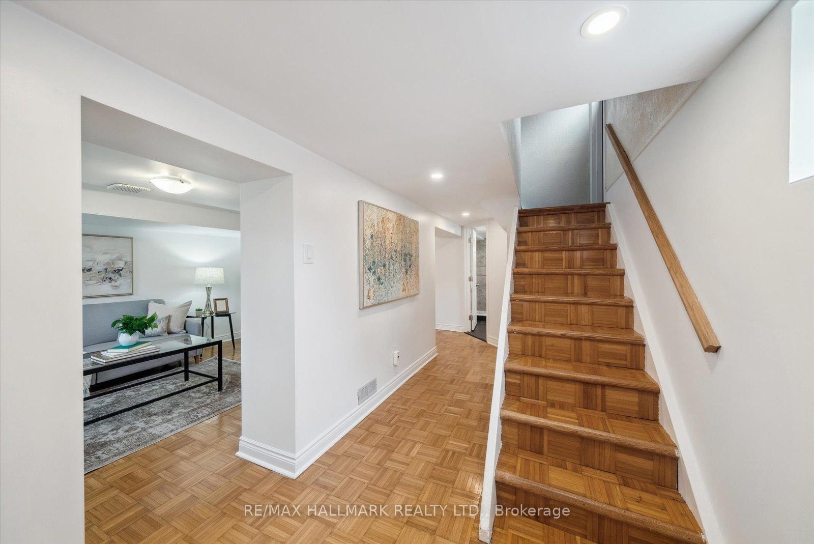 Photo 25 of 17 Marsh Road, Scarborough, Clairlea-Birchmount — HOMEH