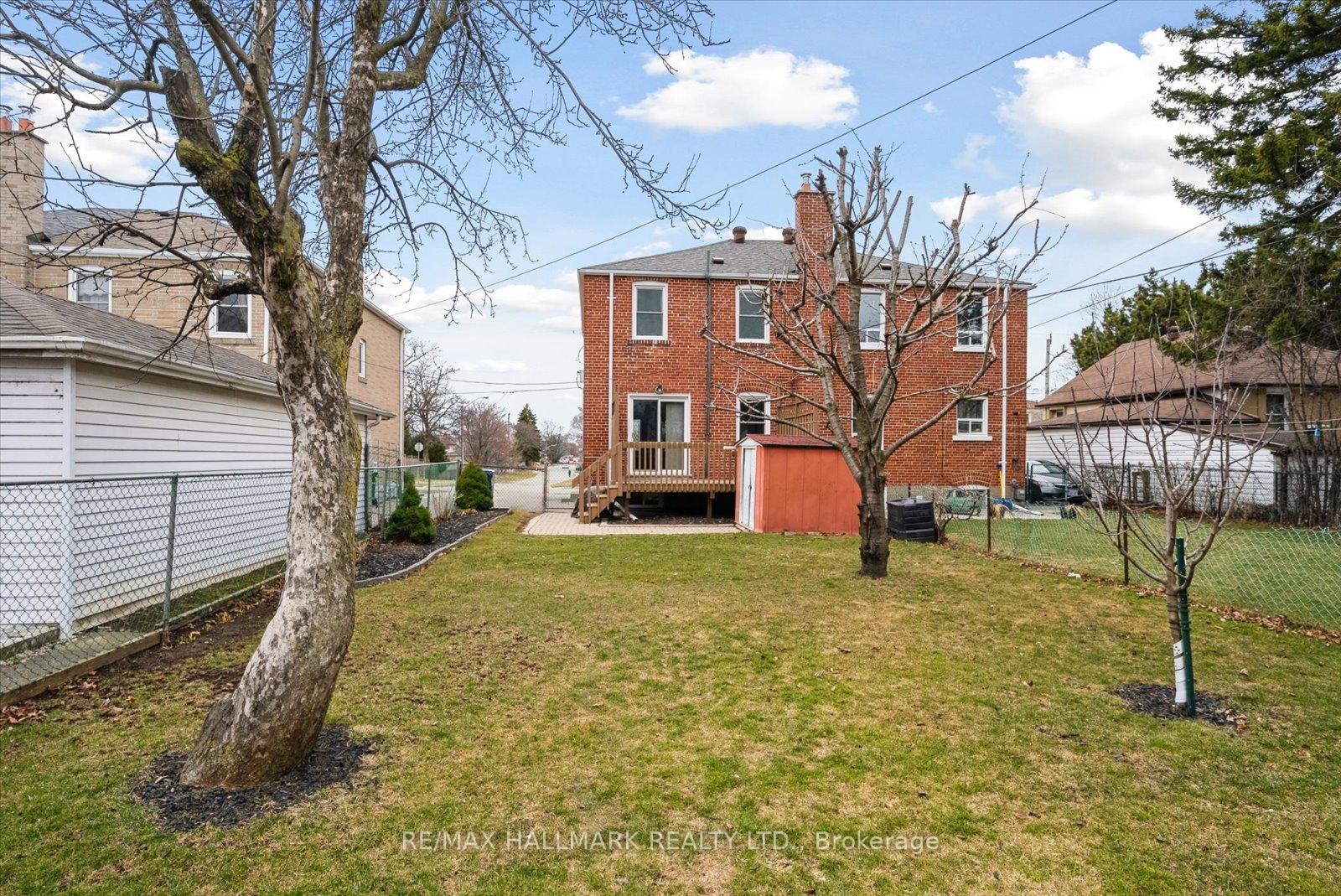 Photo 37 of 17 Marsh Road, Scarborough, Clairlea-Birchmount — HOMEH