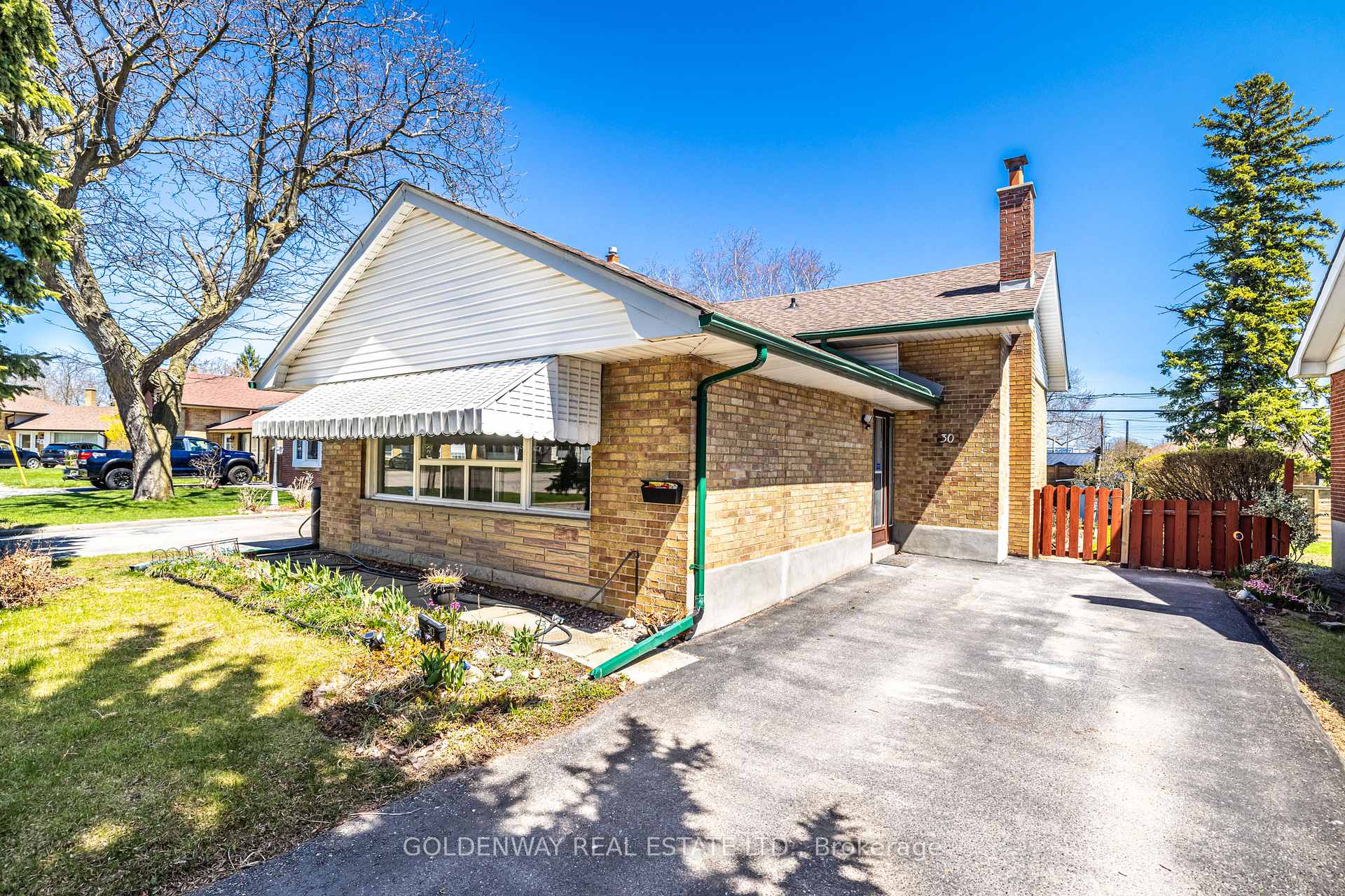 Photo 2 of Unit Lower, 30 Mendip Crescent, Scarborough, Dorset Park — HOMEH