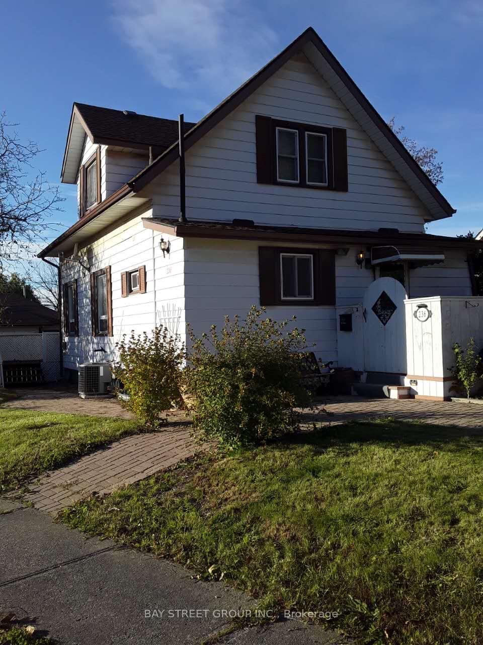 Front of 236 Beaver Street
