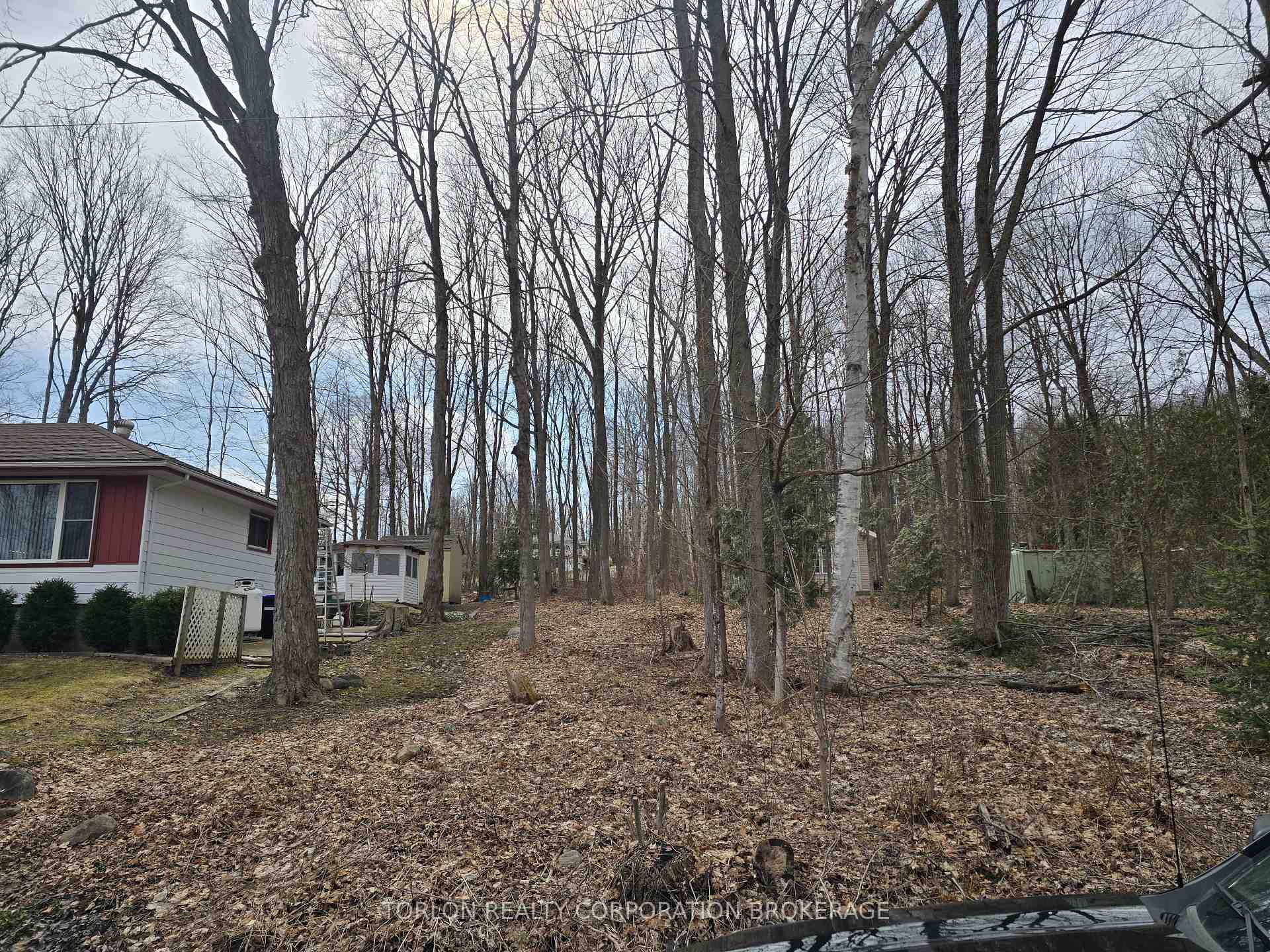 Photo 2 of 422 Young Avenue, Tay, Port McNicoll — HOMEH