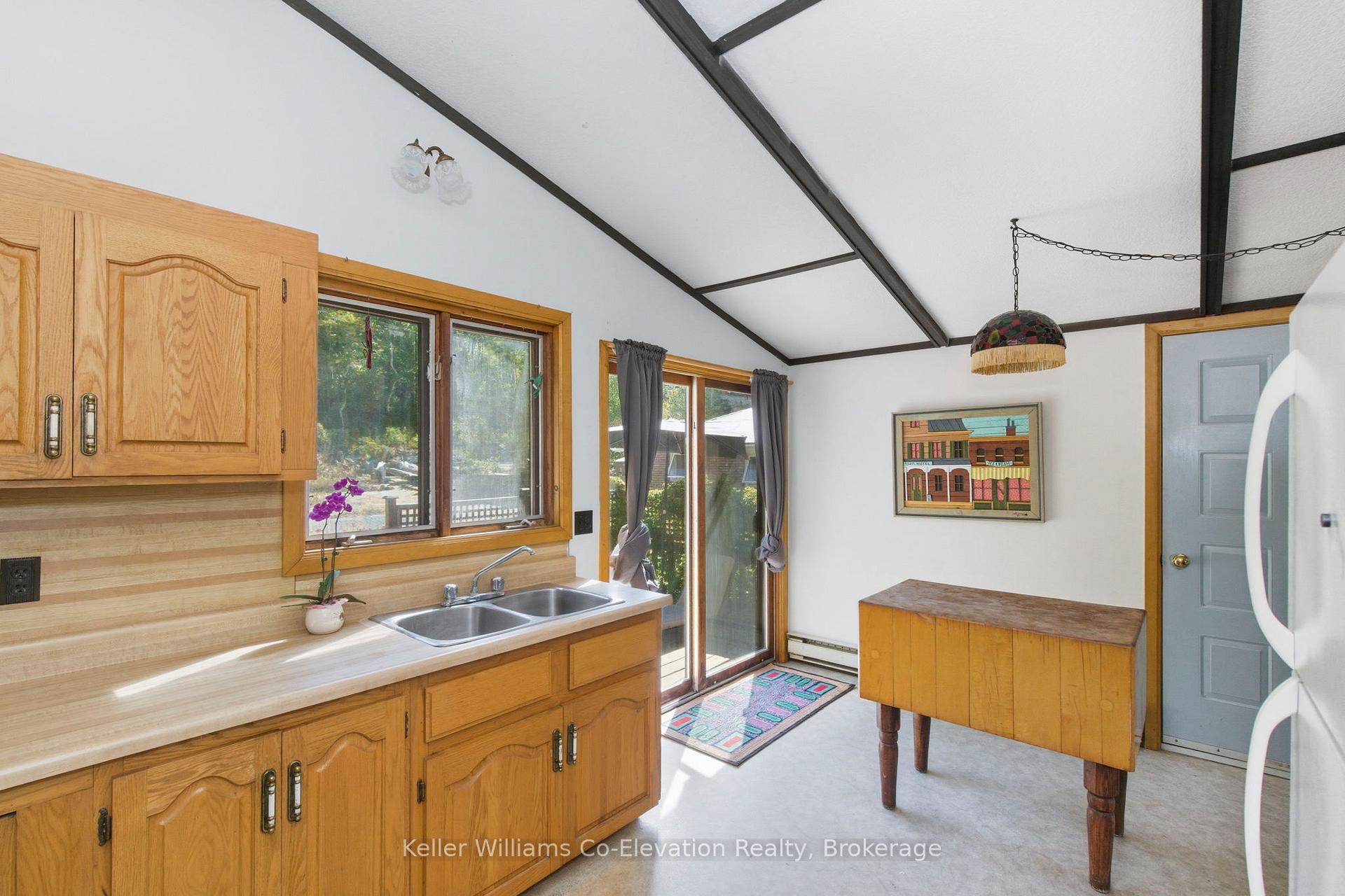 Photo 11 of 43 Wendake Road, Tiny, Rural Tiny — HOMEH