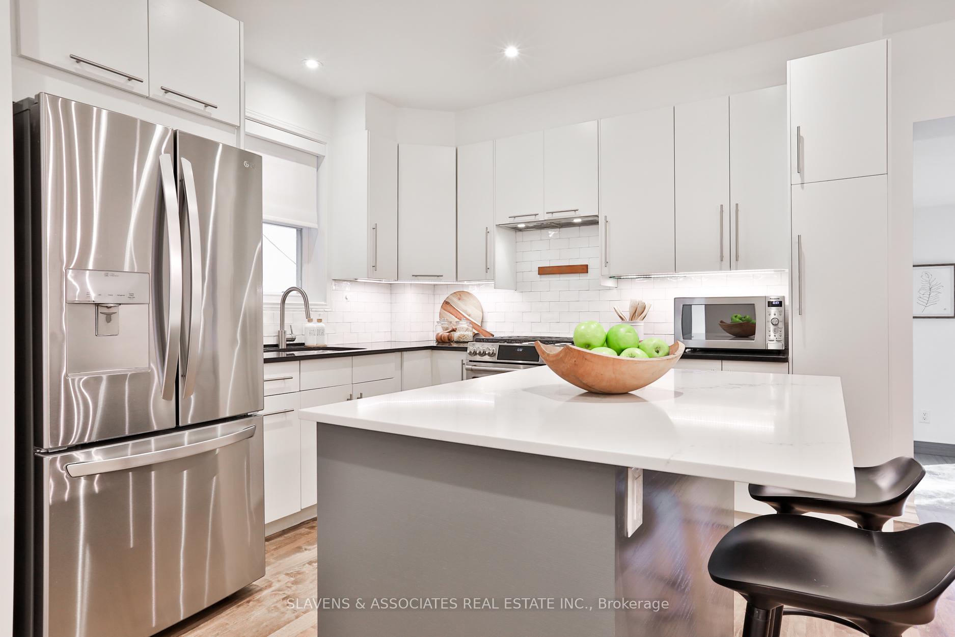 Photo 10 of 276 Glenholme Avenue, Toronto, Oakwood Village — HOMEH
