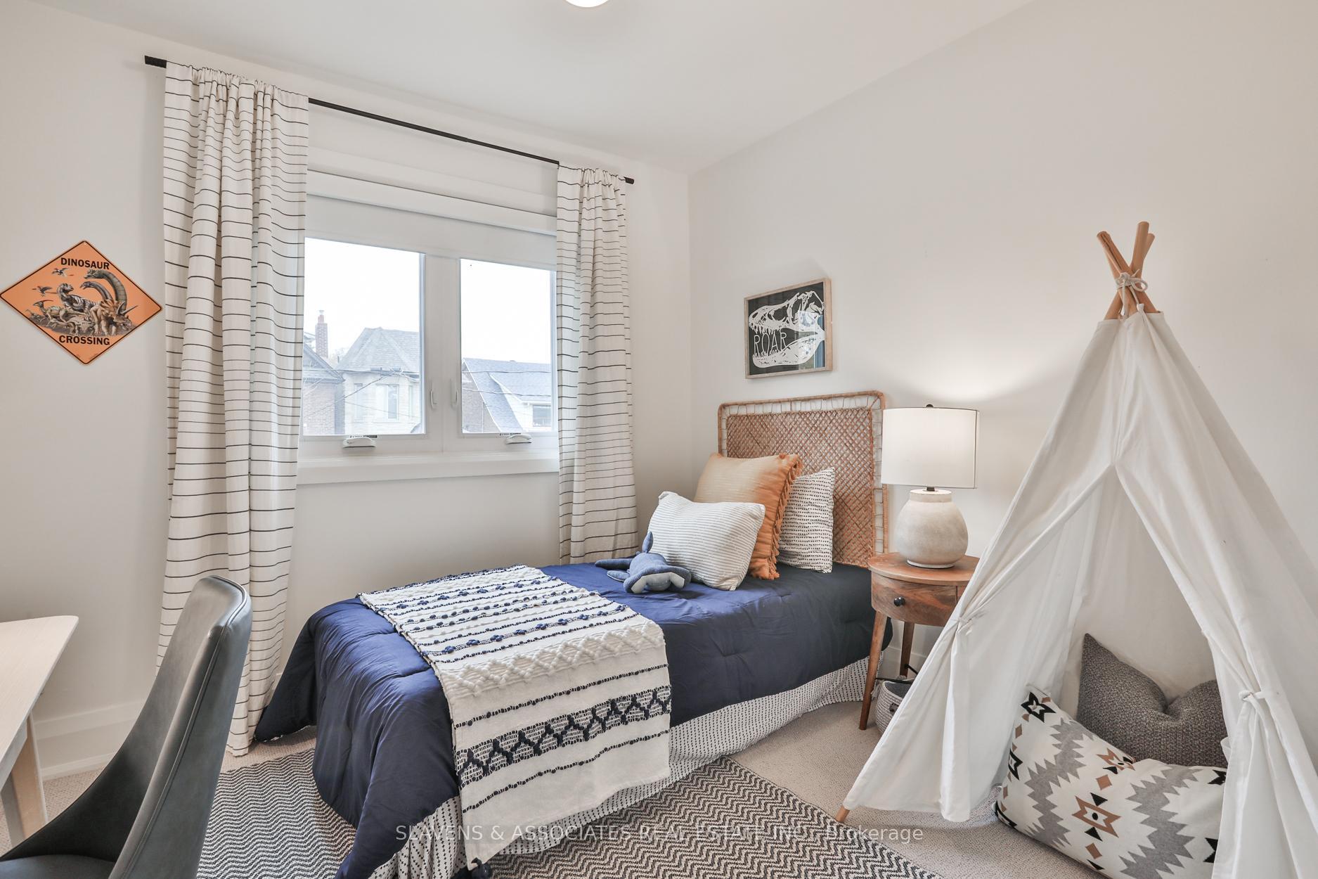 Photo 13 of 276 Glenholme Avenue, Toronto, Oakwood Village — HOMEH