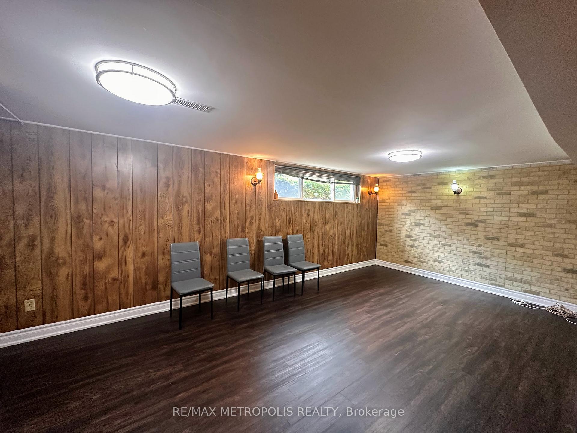 Photo 5 of Unit bsmt, 9 Gilroy Drive, Scarborough, Dorset Park — HOMEH