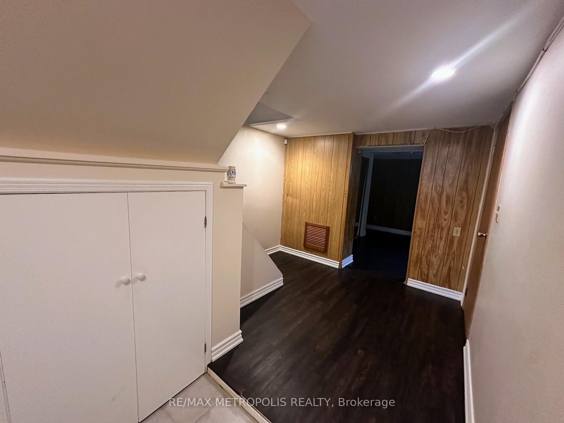 Photo 6 of Unit bsmt, 9 Gilroy Drive, Scarborough, Dorset Park — HOMEH