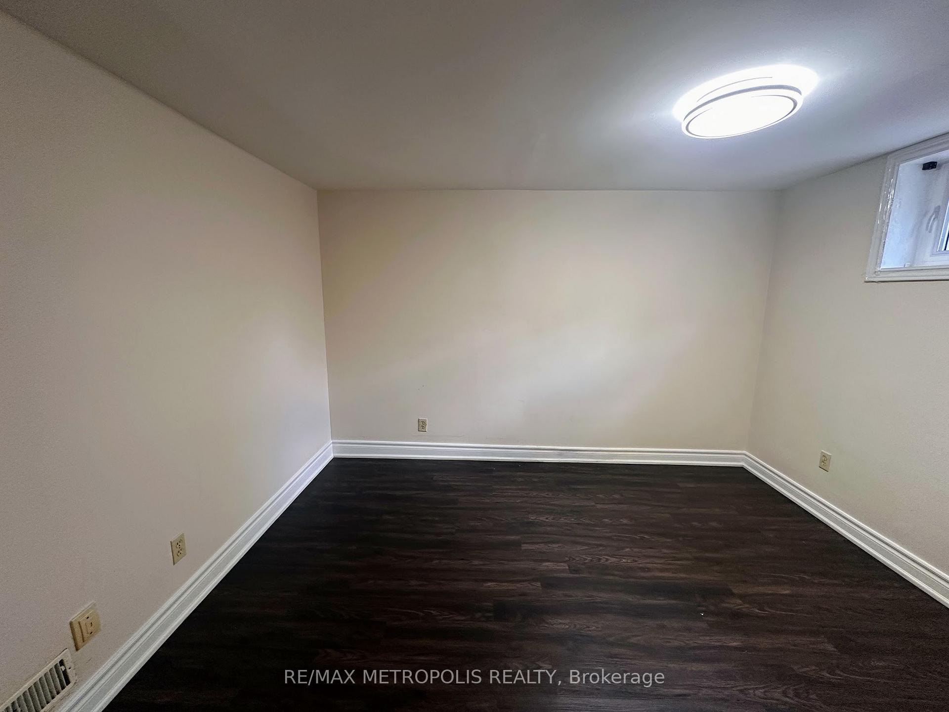 Photo 11 of Unit bsmt, 9 Gilroy Drive, Scarborough, Dorset Park — HOMEH
