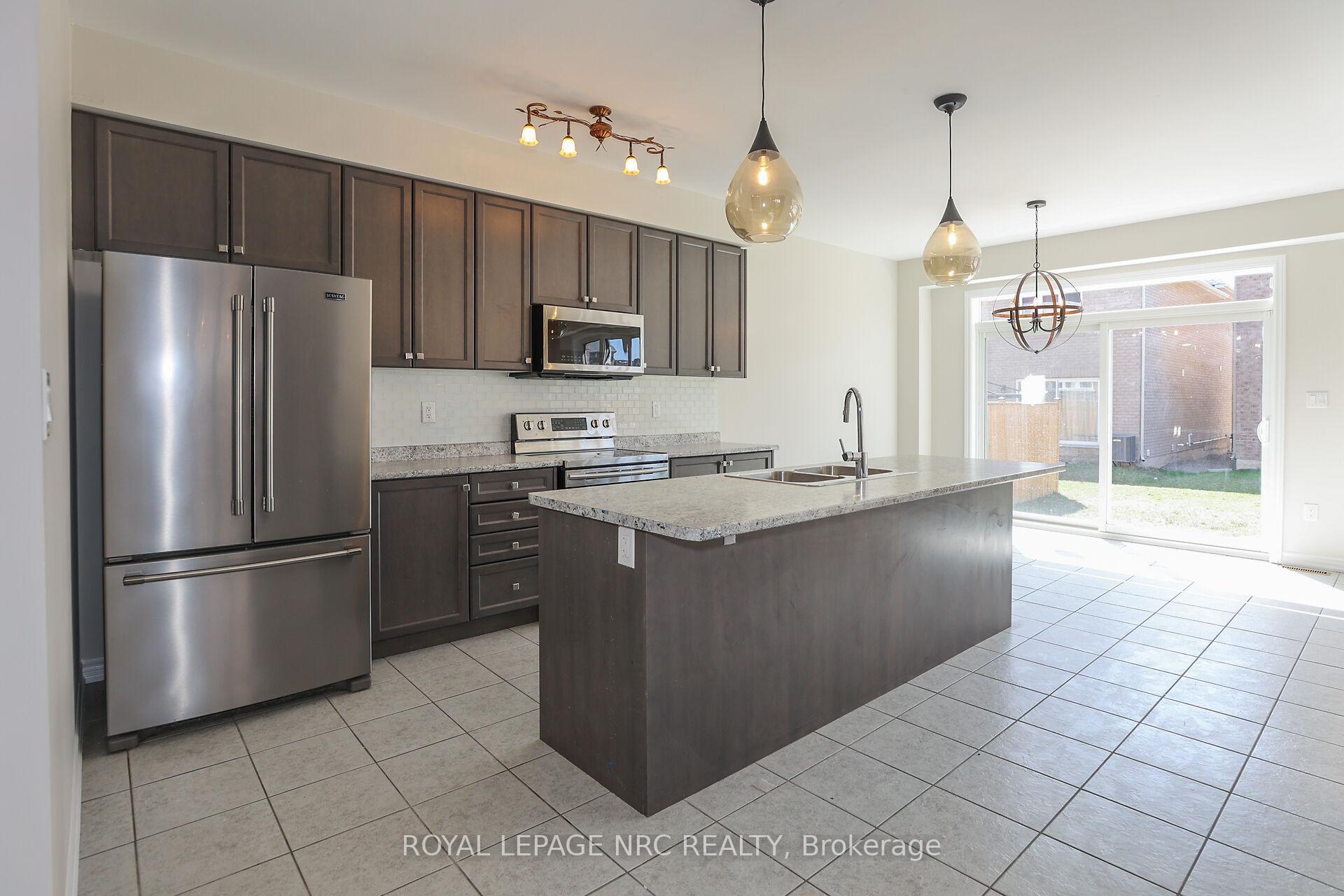 Photo 7 of 27 Beatty Avenue, Thorold, Hurricane/Merrittville — HOMEH