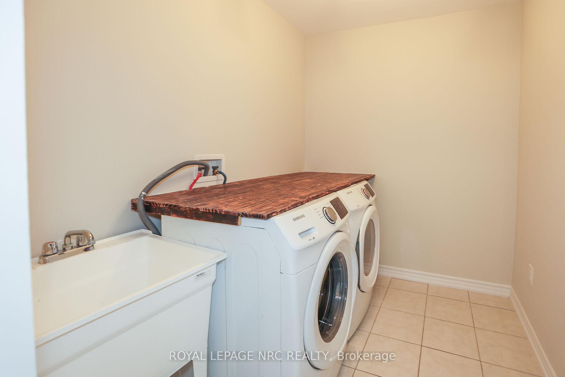 Photo 12 of 27 Beatty Avenue, Thorold, Hurricane/Merrittville — HOMEH