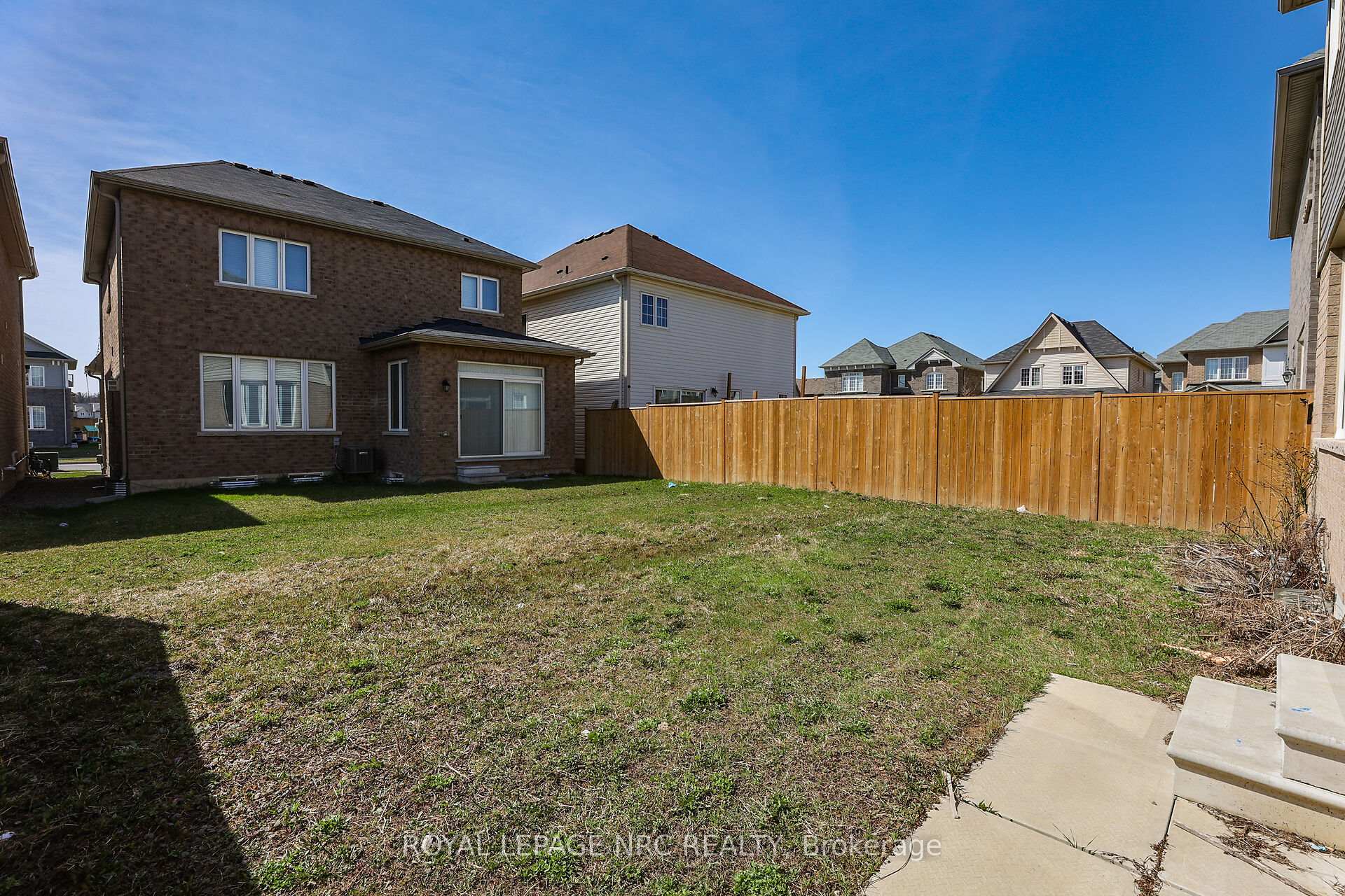 Photo 34 of 27 Beatty Avenue, Thorold, Hurricane/Merrittville — HOMEH