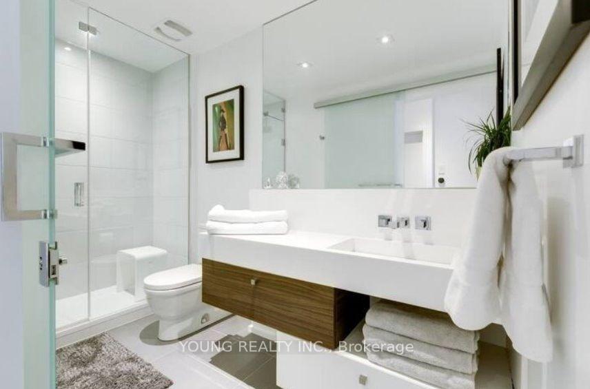 Photo 21 of Unit A, 222 Manning Avenue, Toronto, Trinity-Bellwoods — HOMEH