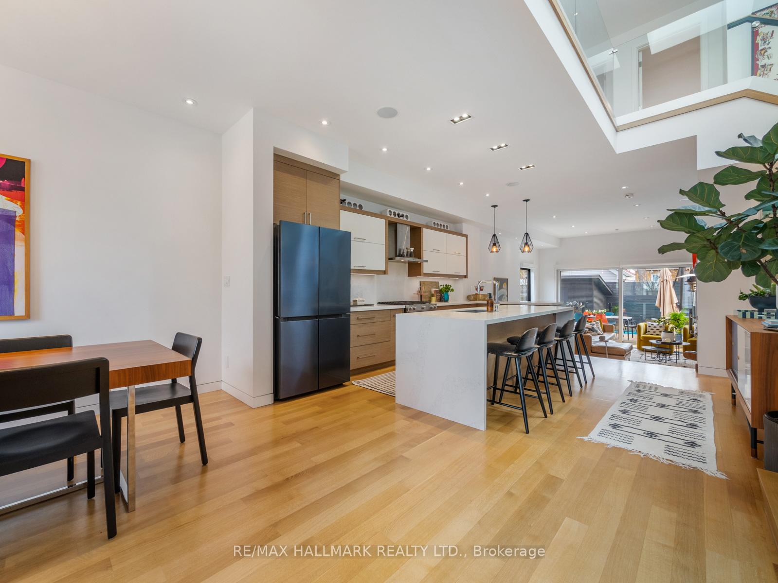 Photo 13 of 29 Treadway Boulevard, Toronto, East York — HOMEH