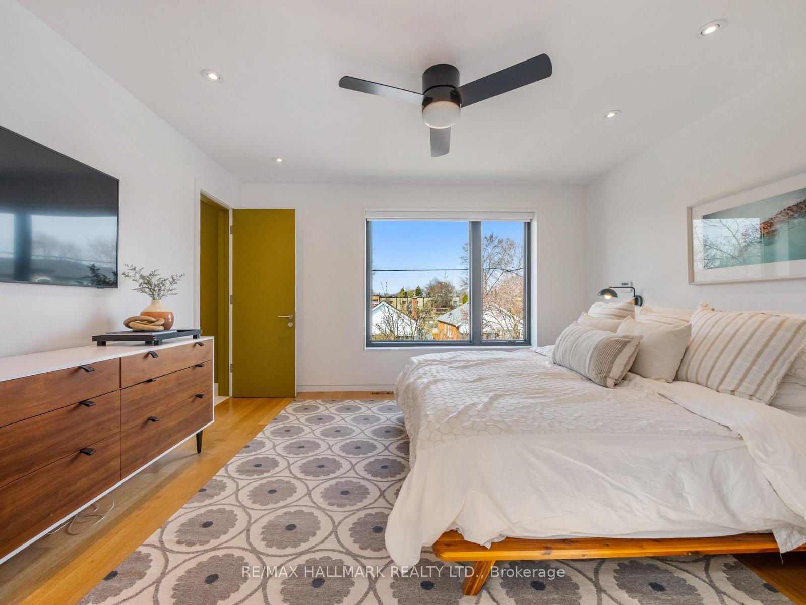 Photo 19 of 29 Treadway Boulevard, Toronto, East York — HOMEH