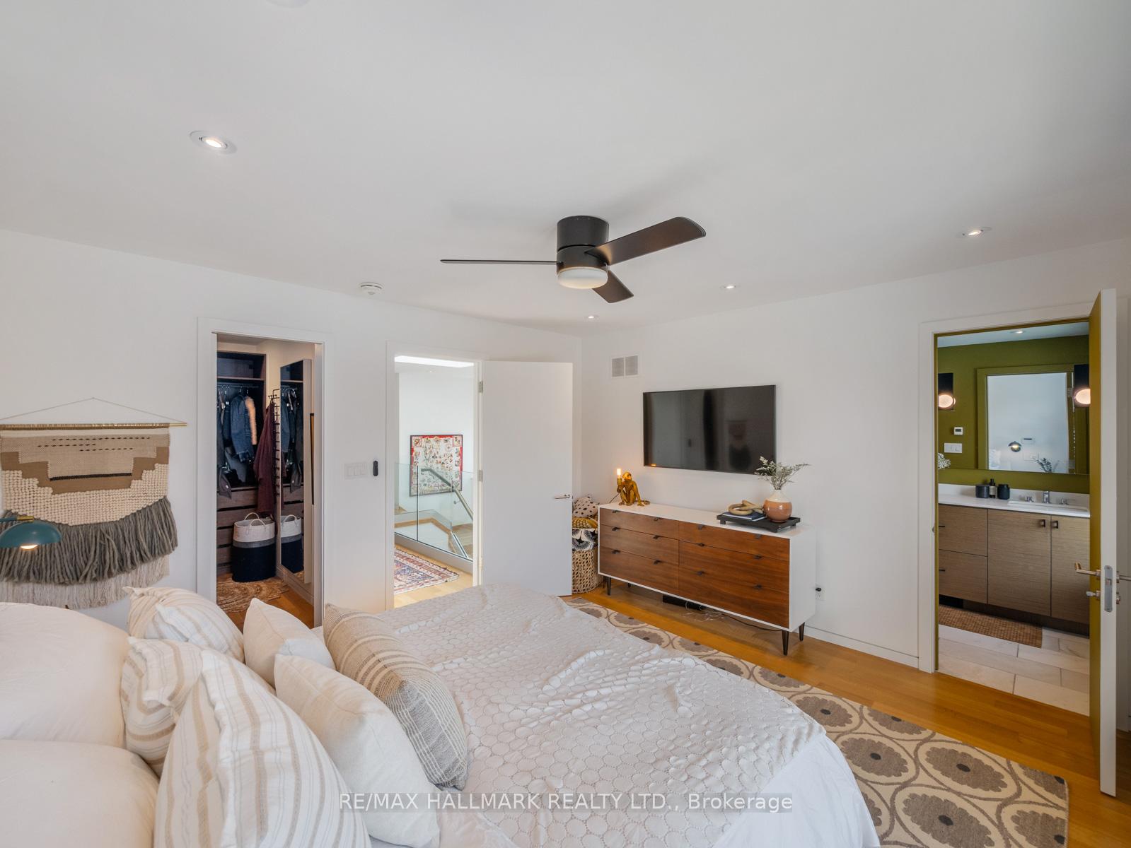 Photo 22 of 29 Treadway Boulevard, Toronto, East York — HOMEH