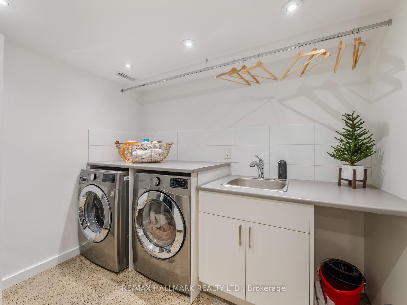 Photo 37 of 29 Treadway Boulevard, Toronto, East York — HOMEH
