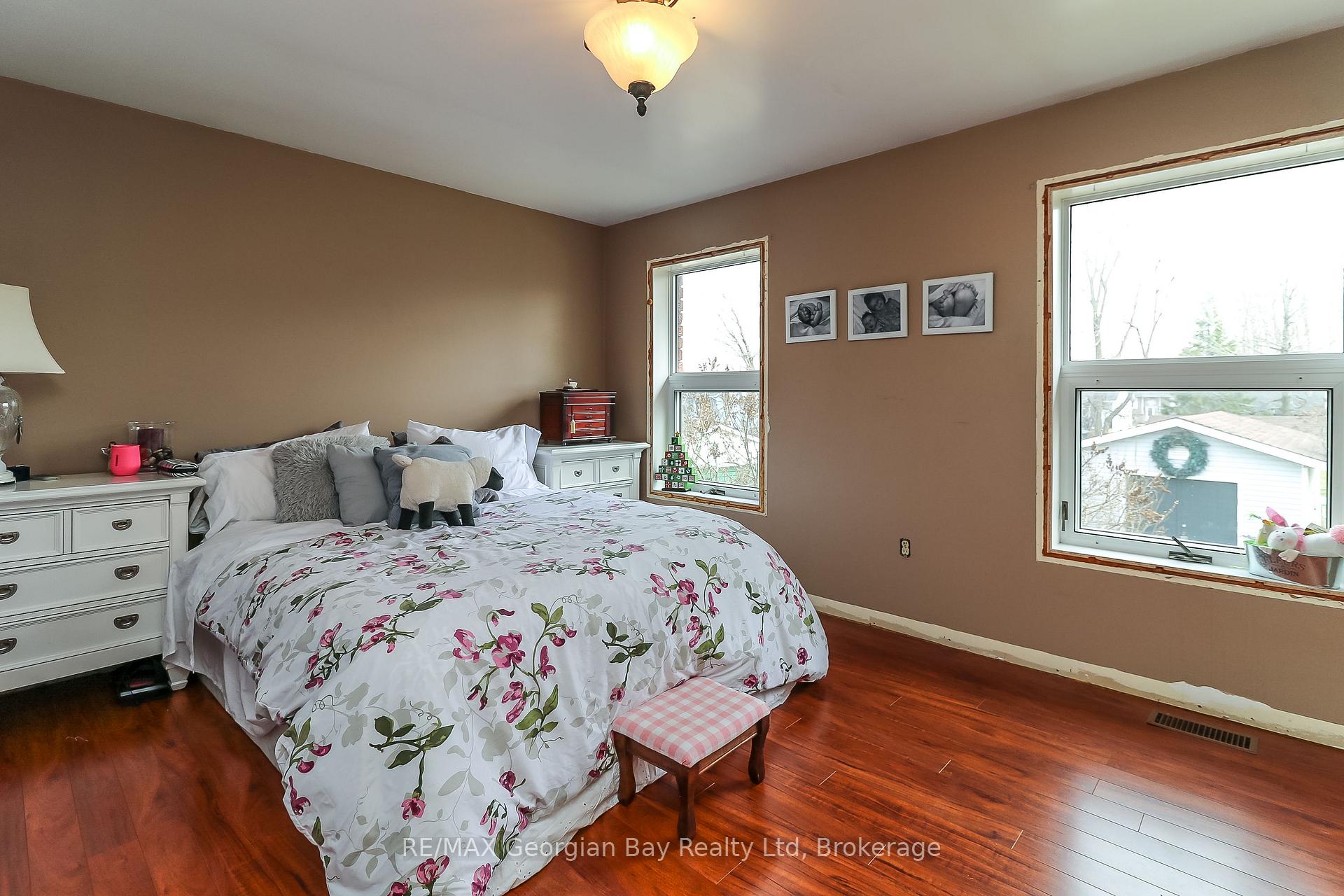Photo 20 of 117 Bay Street, Tay, Victoria Harbour — HOMEH