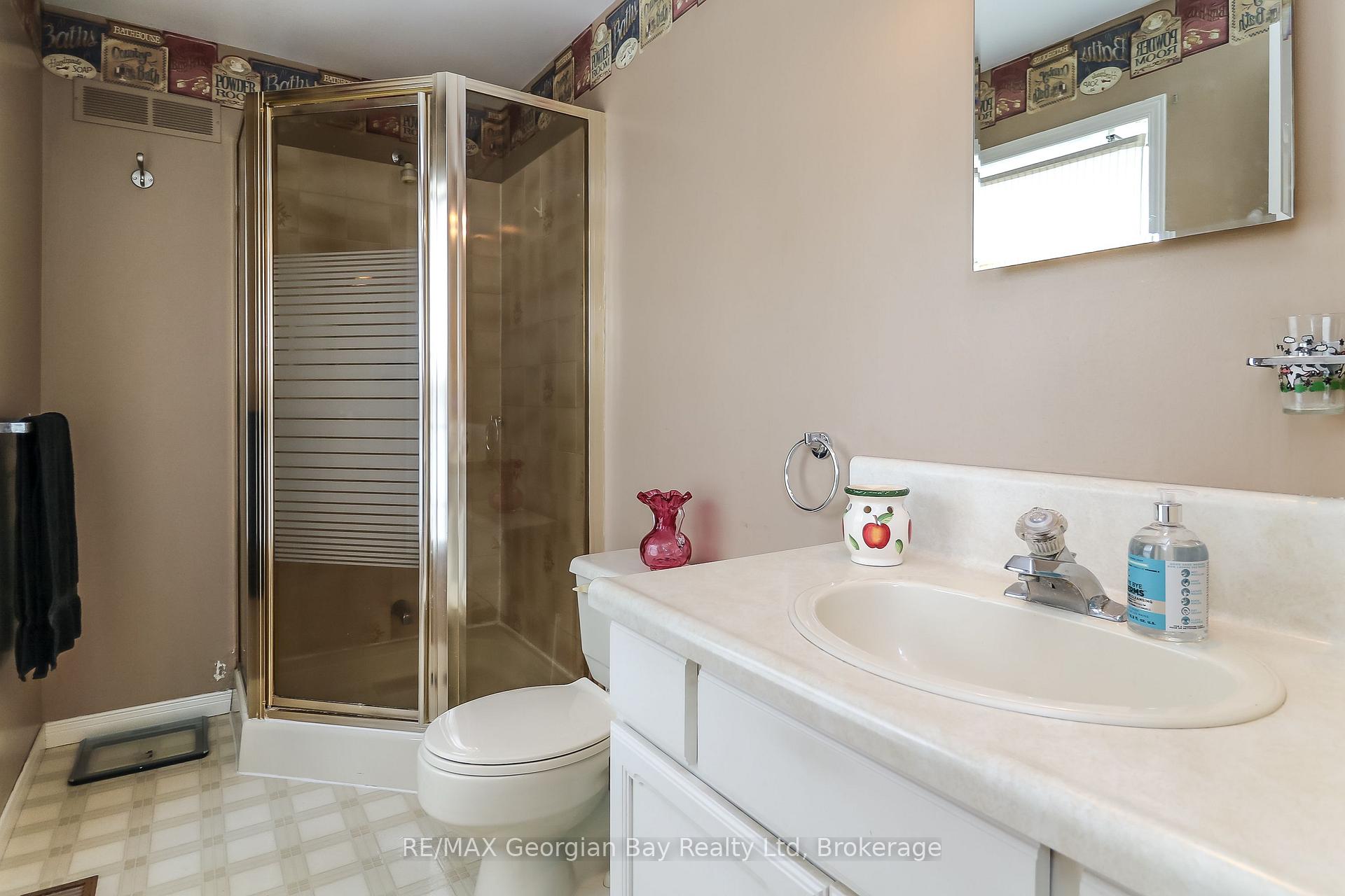 Photo 22 of 117 Bay Street, Tay, Victoria Harbour — HOMEH
