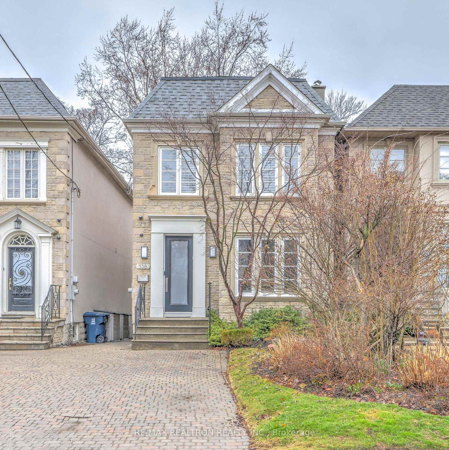 Photo 1 of 538 Castlefield Avenue, Toronto, Forest Hill North — HOMEH