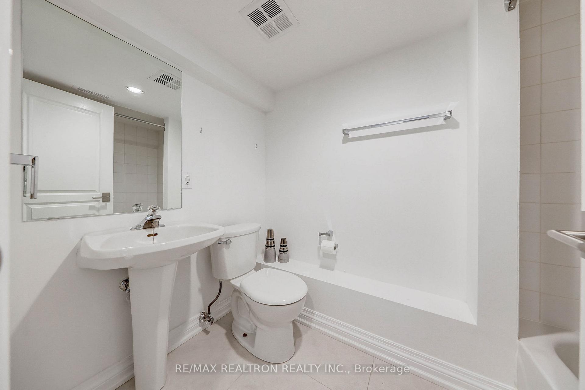Photo 23 of 538 Castlefield Avenue, Toronto, Forest Hill North — HOMEH
