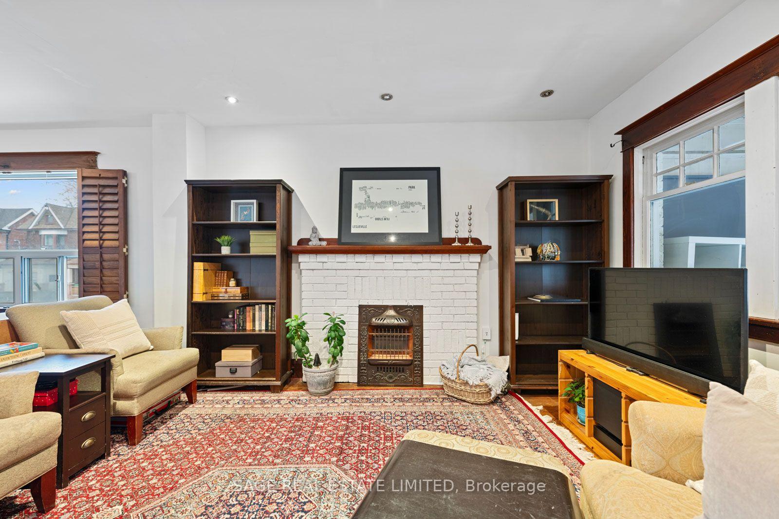 Photo 4 of 1149 Gerrard Street E, Toronto, South Riverdale — HOMEH