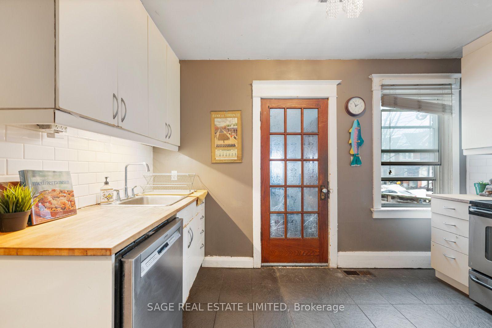 Photo 8 of 1149 Gerrard Street E, Toronto, South Riverdale — HOMEH