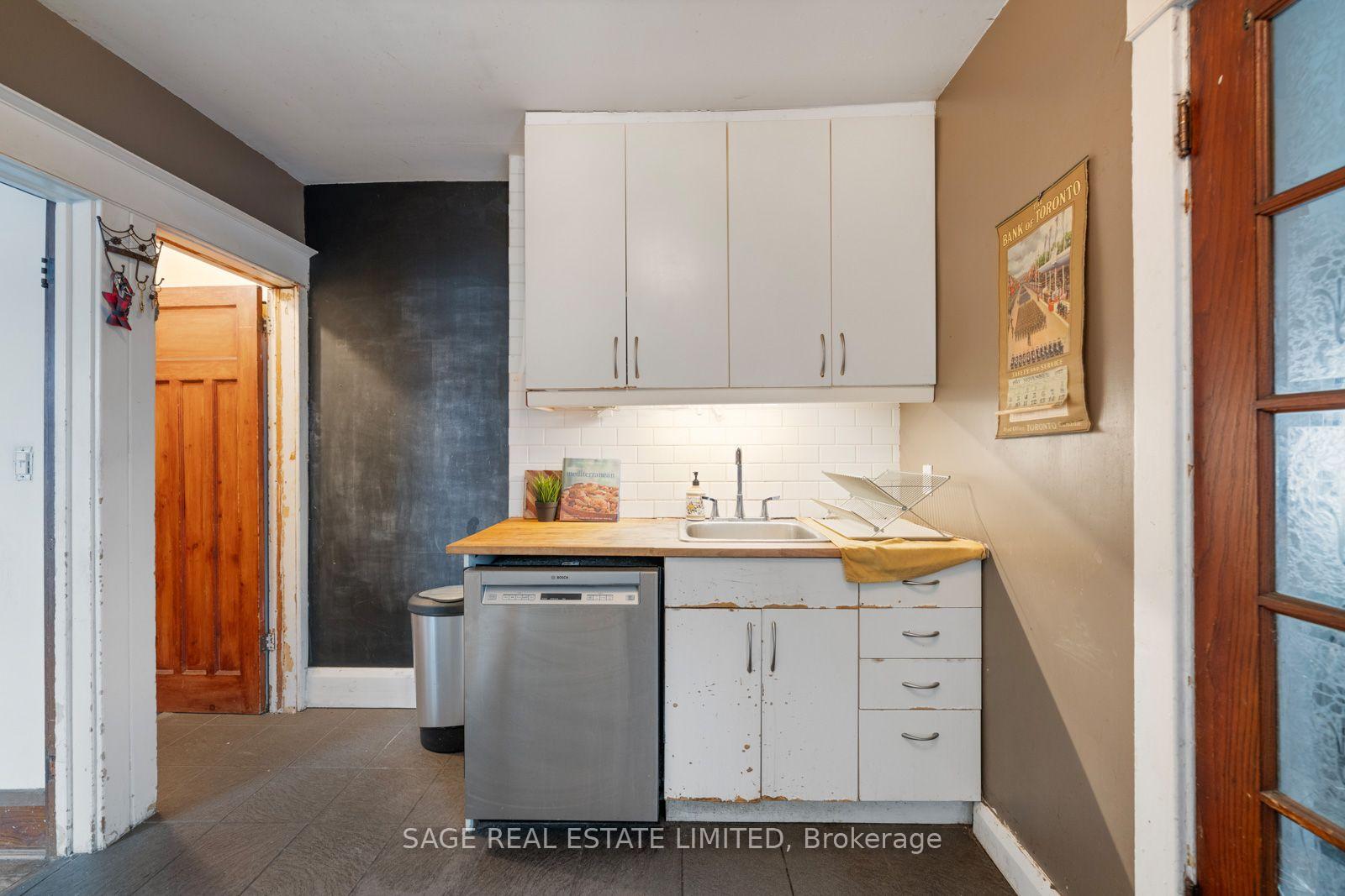 Photo 10 of 1149 Gerrard Street E, Toronto, South Riverdale — HOMEH