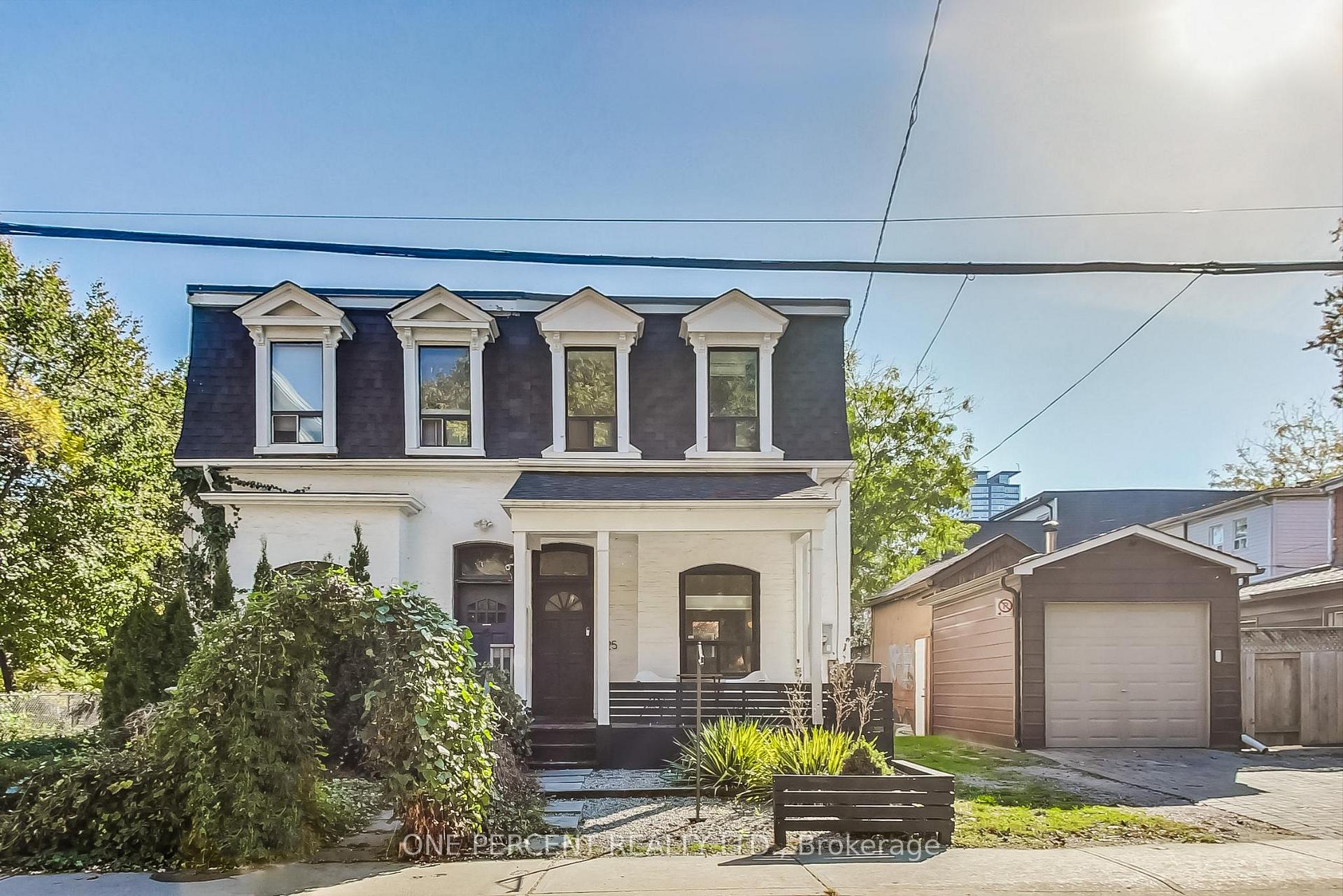 Photo 1 of 825 Adelaide Street W, Toronto, Niagara — HOMEH