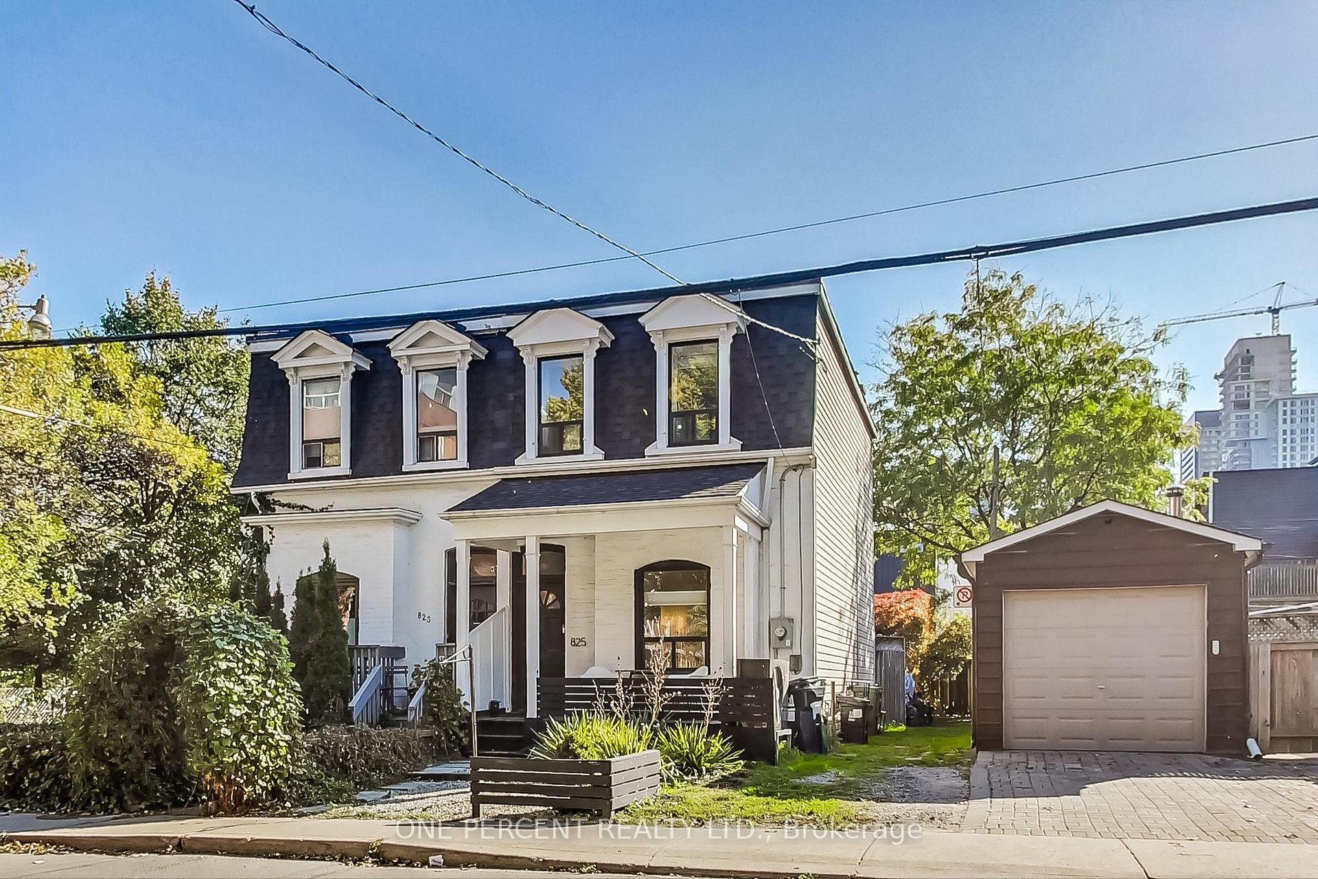 Photo 15 of 825 Adelaide Street W, Toronto, Niagara — HOMEH