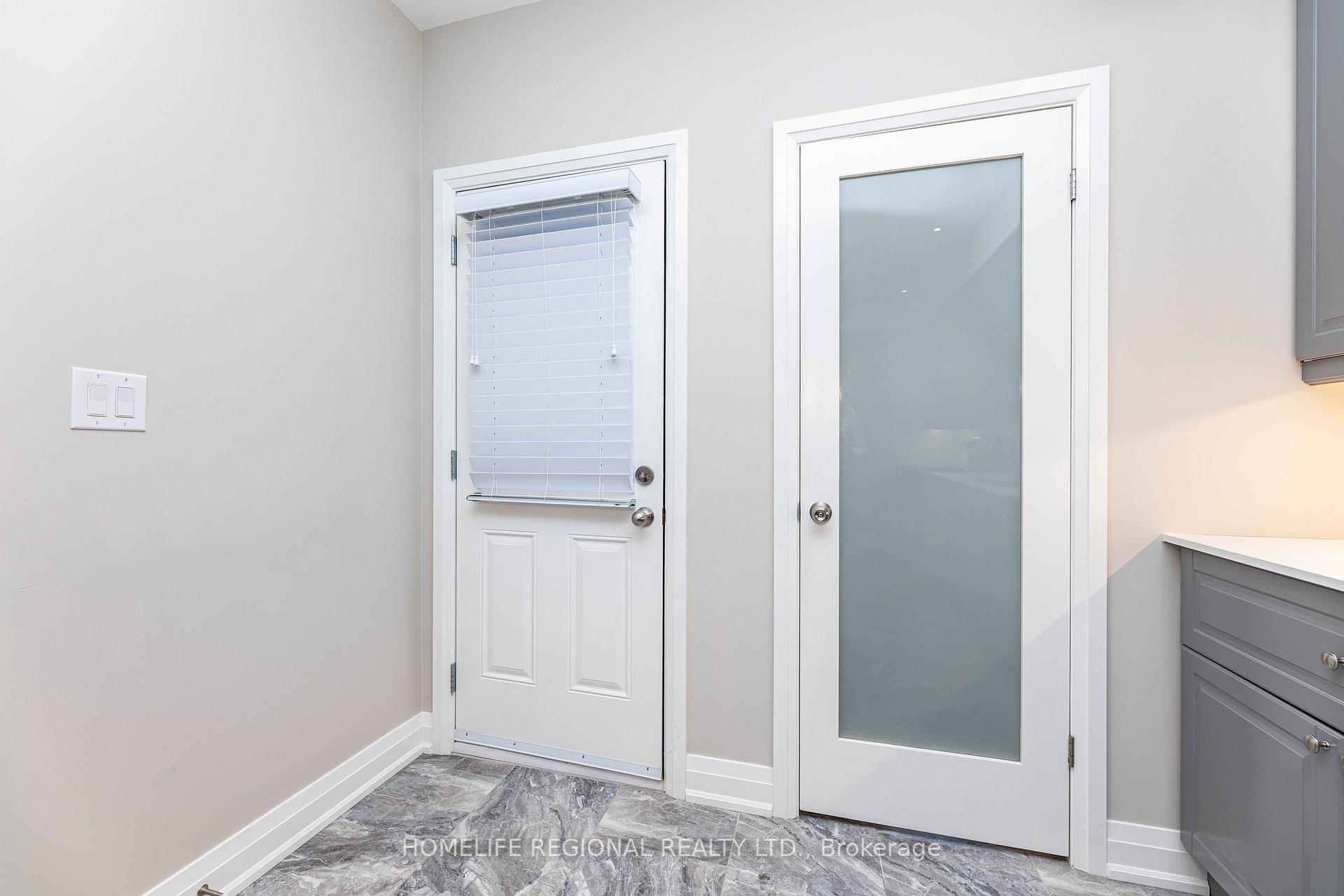 Photo 9 of Unit Main Floor, 204 Roxton Road, Toronto, Trinity-Bellwoods — HOMEH