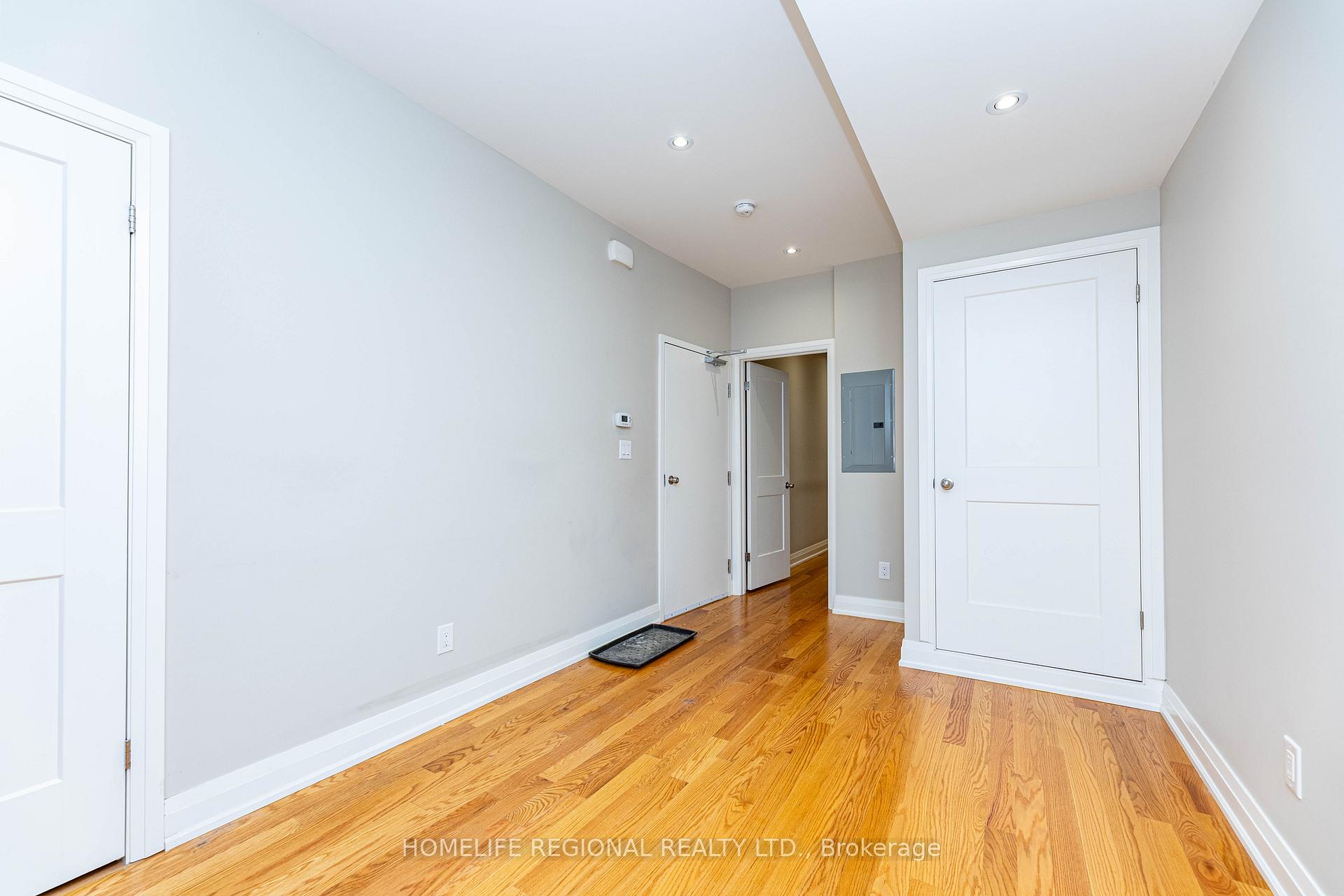 Photo 13 of Unit Main Floor, 204 Roxton Road, Toronto, Trinity-Bellwoods — HOMEH