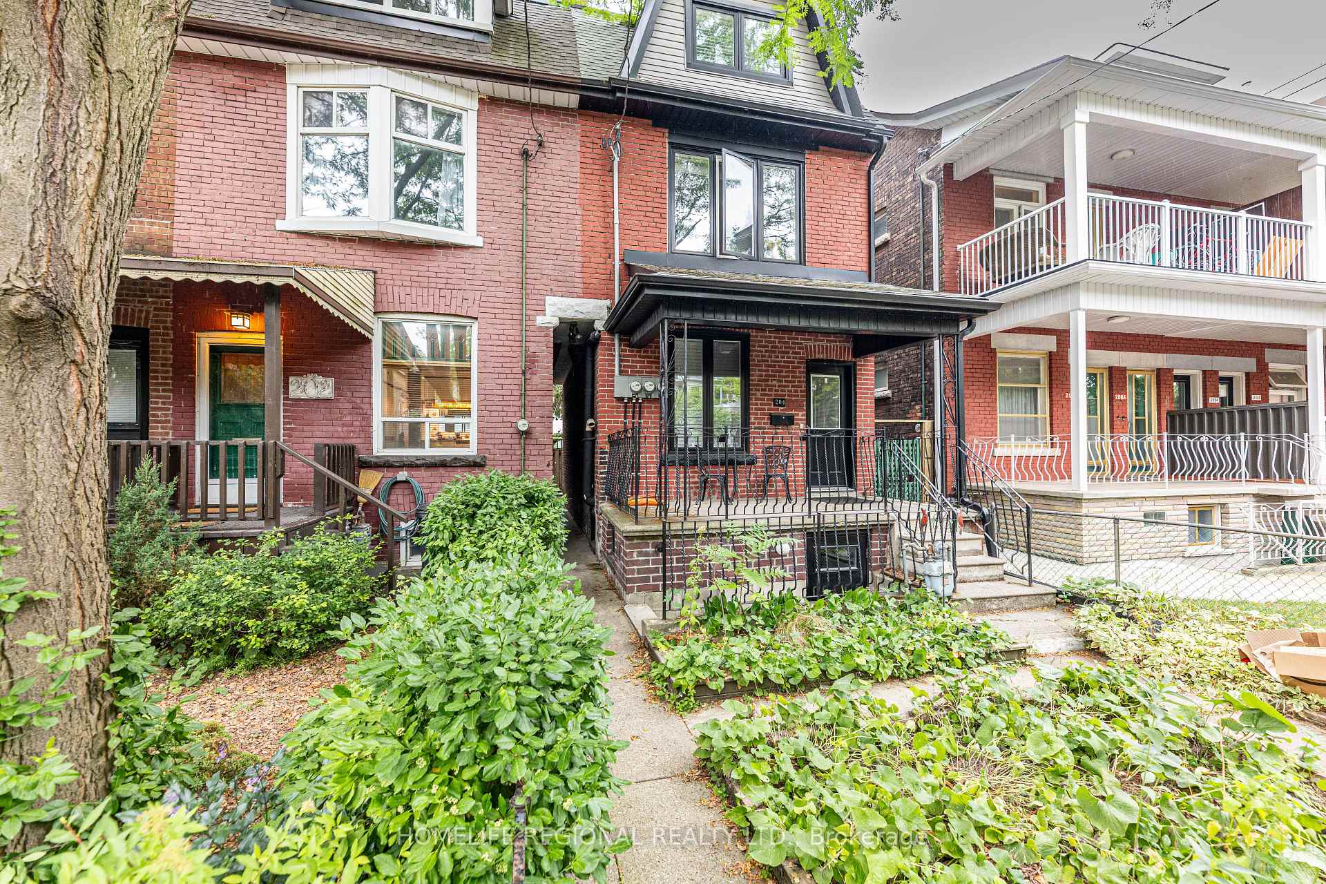Photo 25 of Unit Main Floor, 204 Roxton Road, Toronto, Trinity-Bellwoods — HOMEH