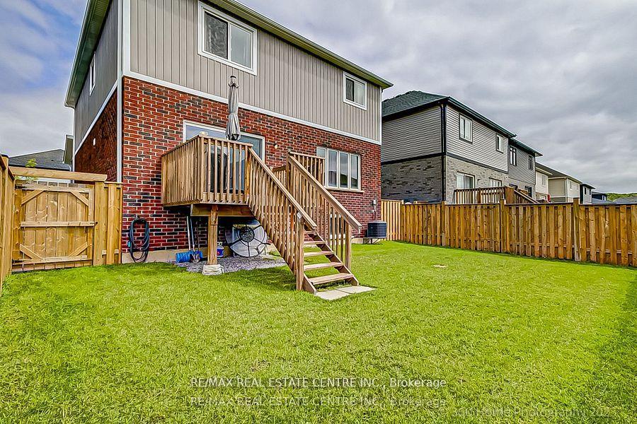 Photo 26 of 9 Overholt Drive, Thorold, Hurricane/Merrittville — HOMEH