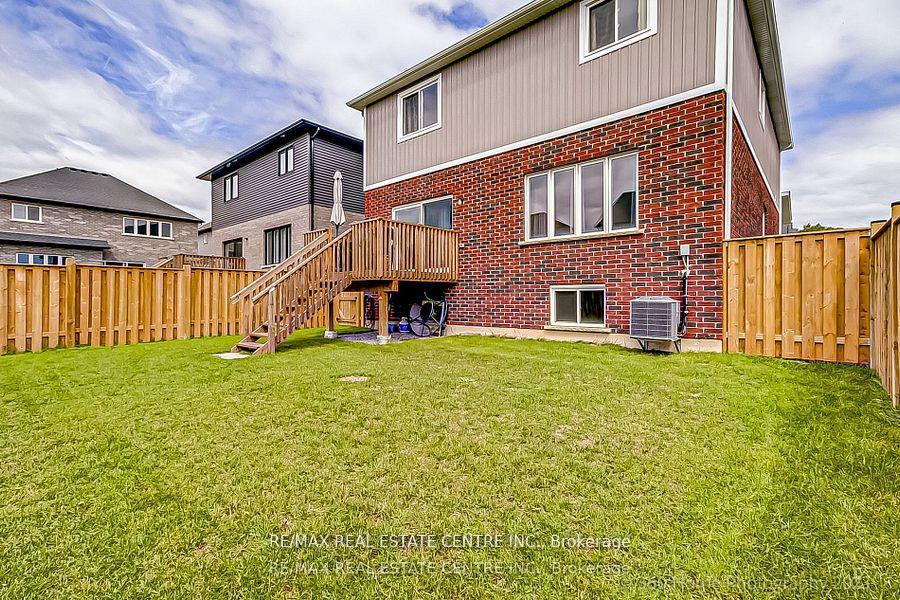 Photo 28 of 9 Overholt Drive, Thorold, Hurricane/Merrittville — HOMEH