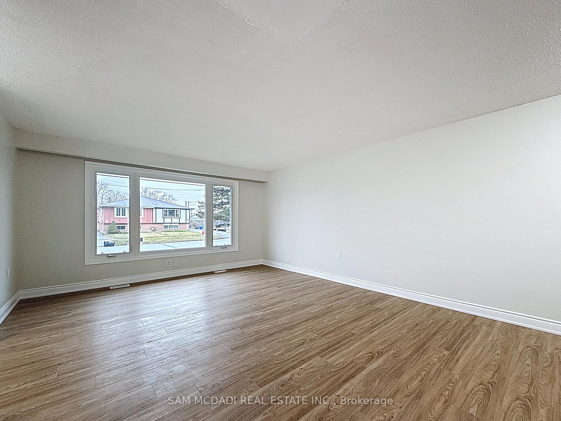 Photo 5 of 23 Deerfield Parkway, Thorold, Allanburg/Thorold South — HOMEH