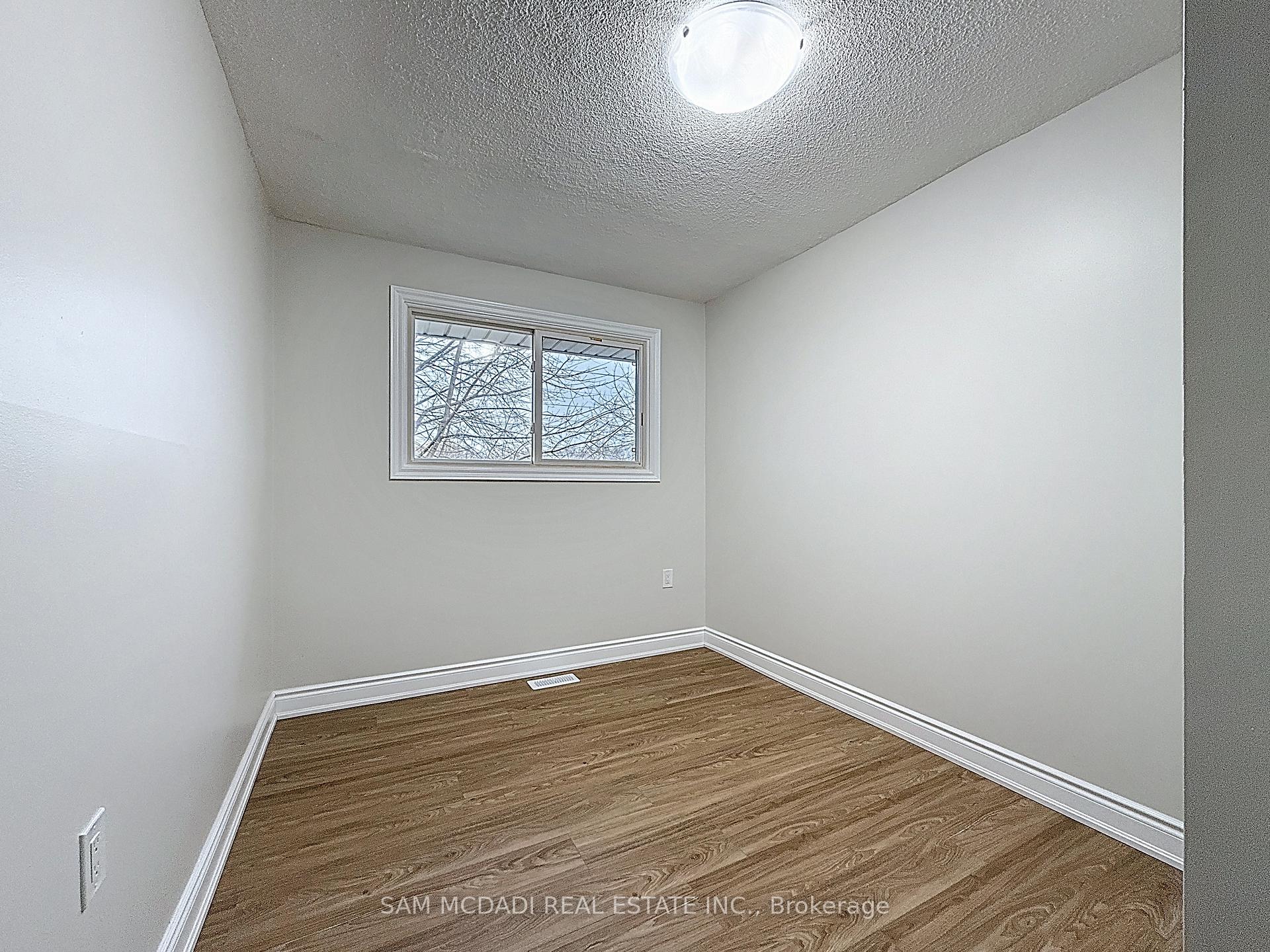 Photo 17 of 23 Deerfield Parkway, Thorold, Allanburg/Thorold South — HOMEH