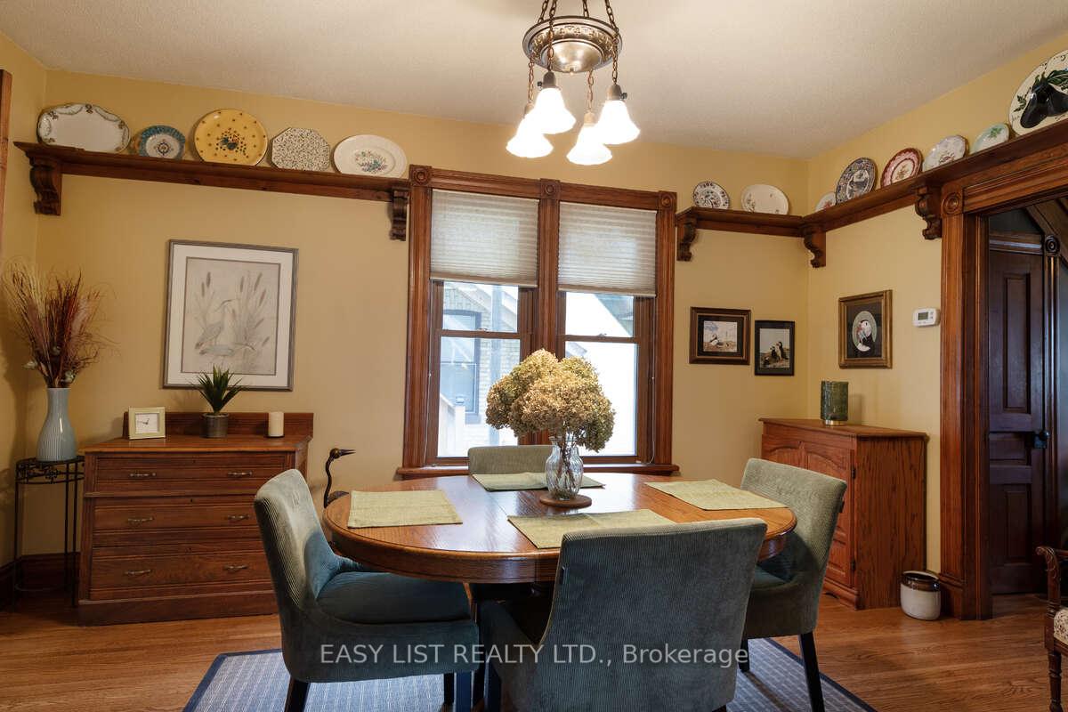 Photo 6 of 104 North Street, Strathroy-Caradoc, NW — HOMEH