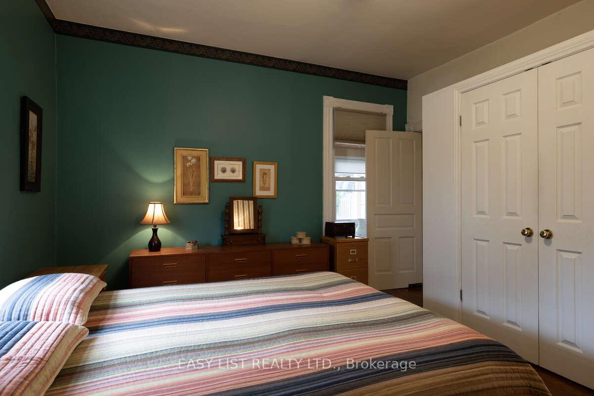 Photo 11 of 104 North Street, Strathroy-Caradoc, NW — HOMEH