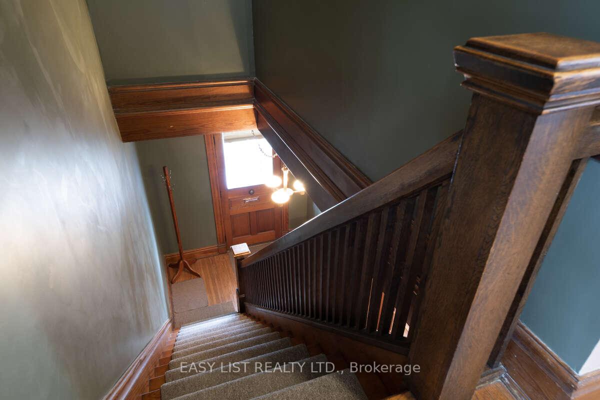 Photo 16 of 104 North Street, Strathroy-Caradoc, NW — HOMEH