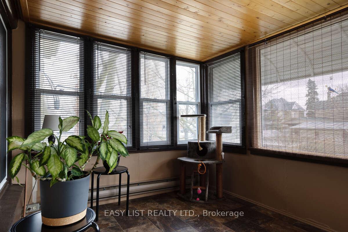 Photo 28 of 104 North Street, Strathroy-Caradoc, NW — HOMEH
