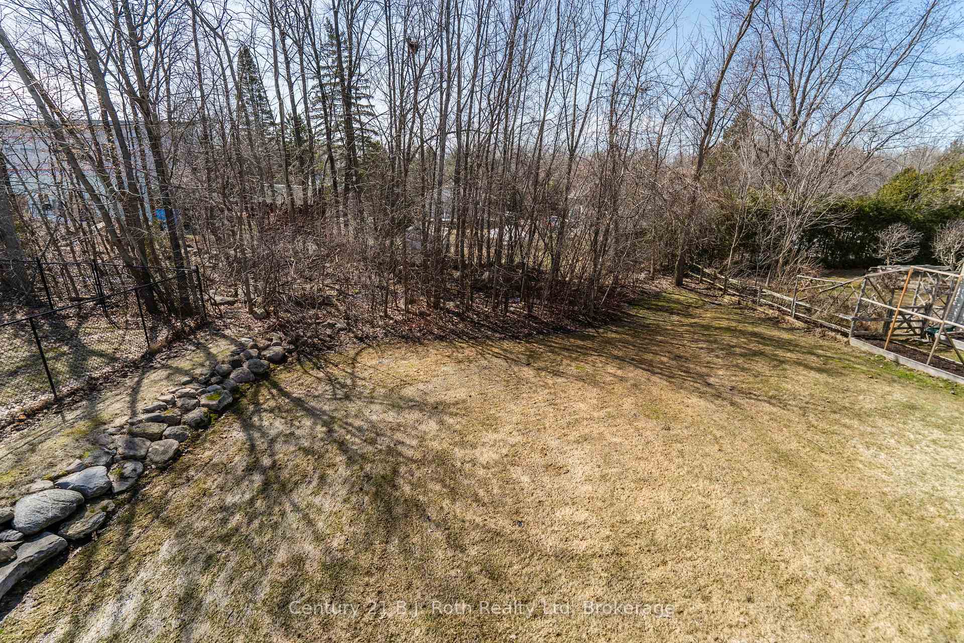 Photo 34 of 2 Wintergreen Circle, Tay, Victoria Harbour — HOMEH