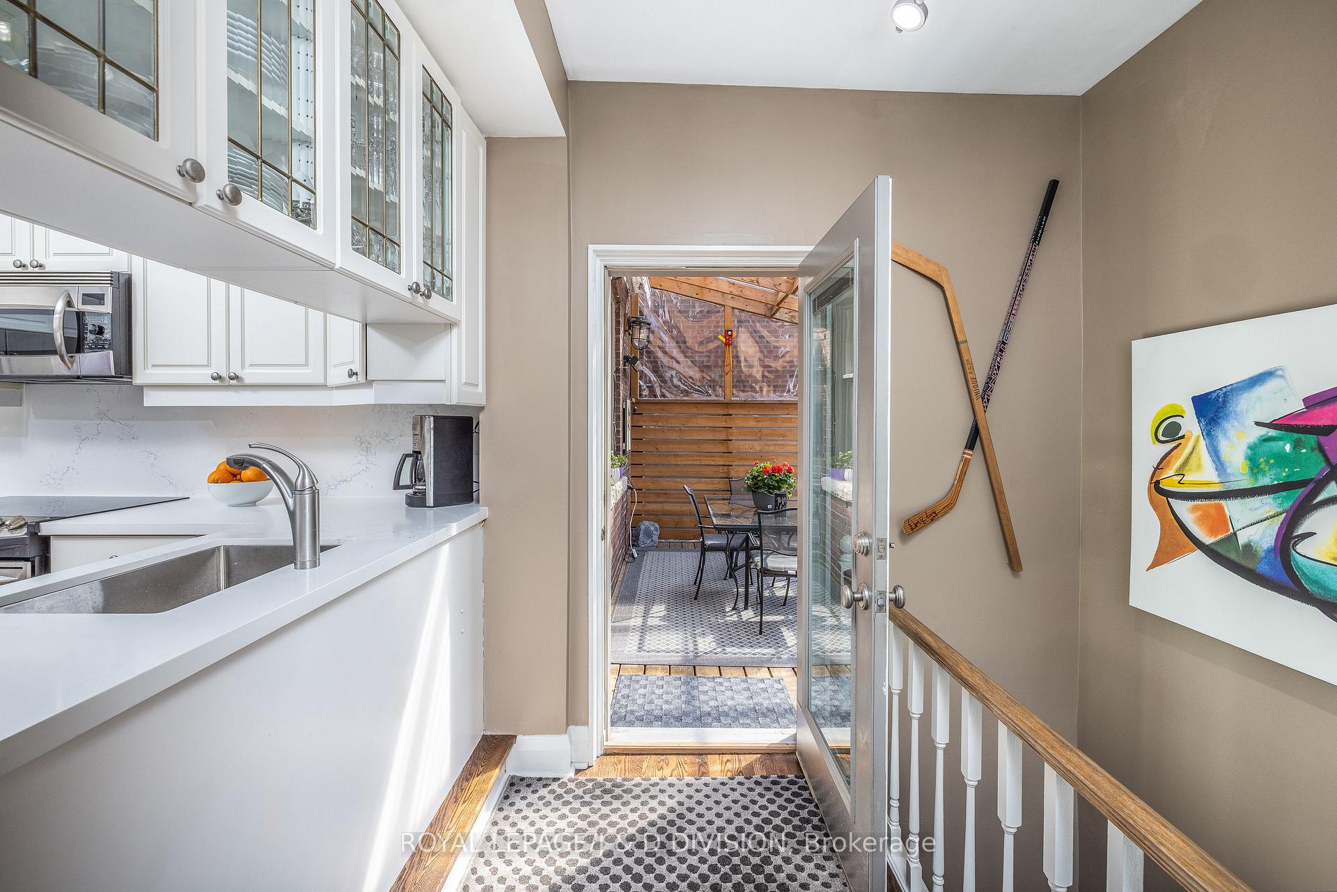 Photo 11 of 83 Glencairn Avenue, Toronto, Lawrence Park South — HOMEH