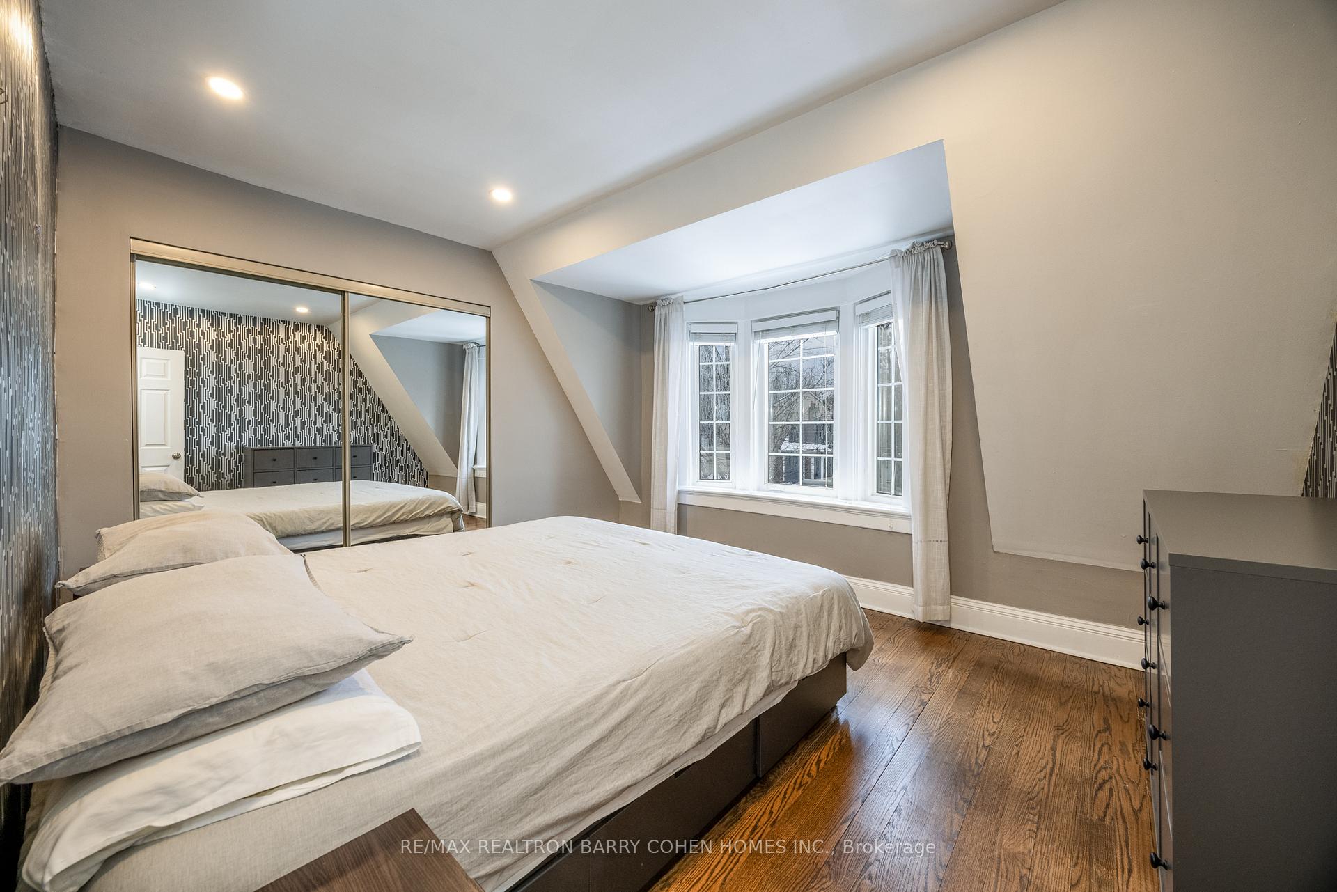 Photo 14 of 292 Bain Avenue, Toronto, Blake-Jones — HOMEH