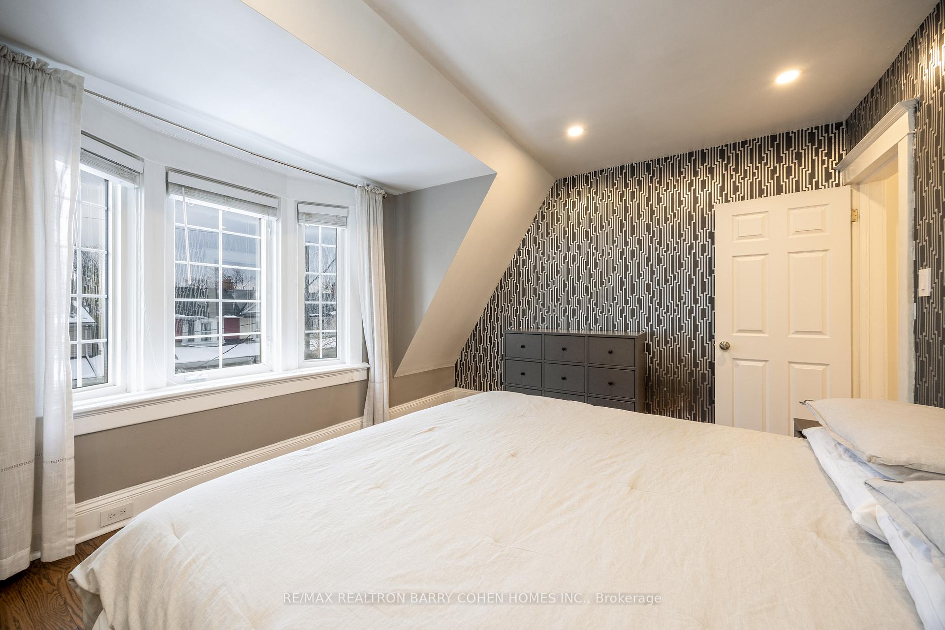 Photo 15 of 292 Bain Avenue, Toronto, Blake-Jones — HOMEH