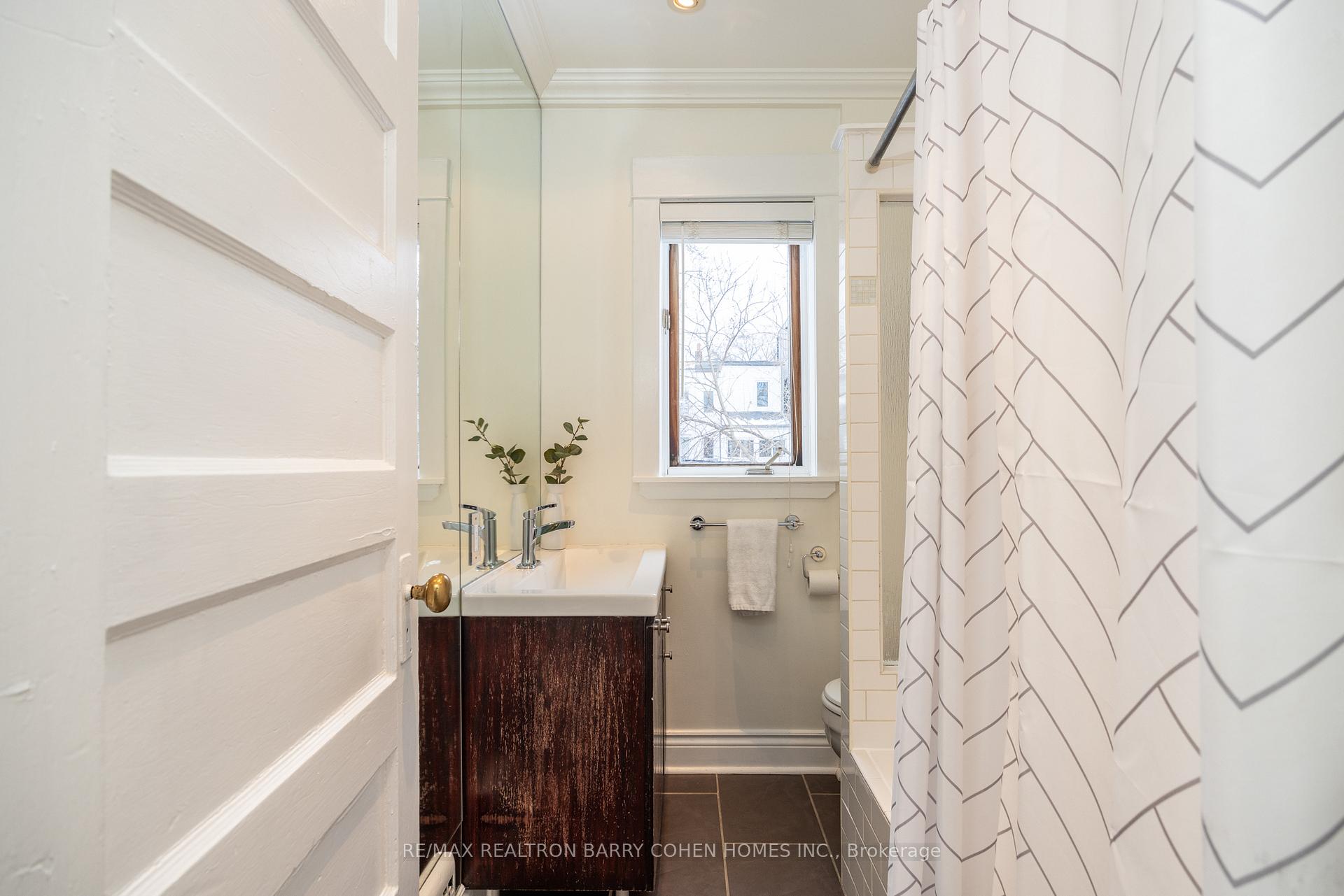 Photo 16 of 292 Bain Avenue, Toronto, Blake-Jones — HOMEH